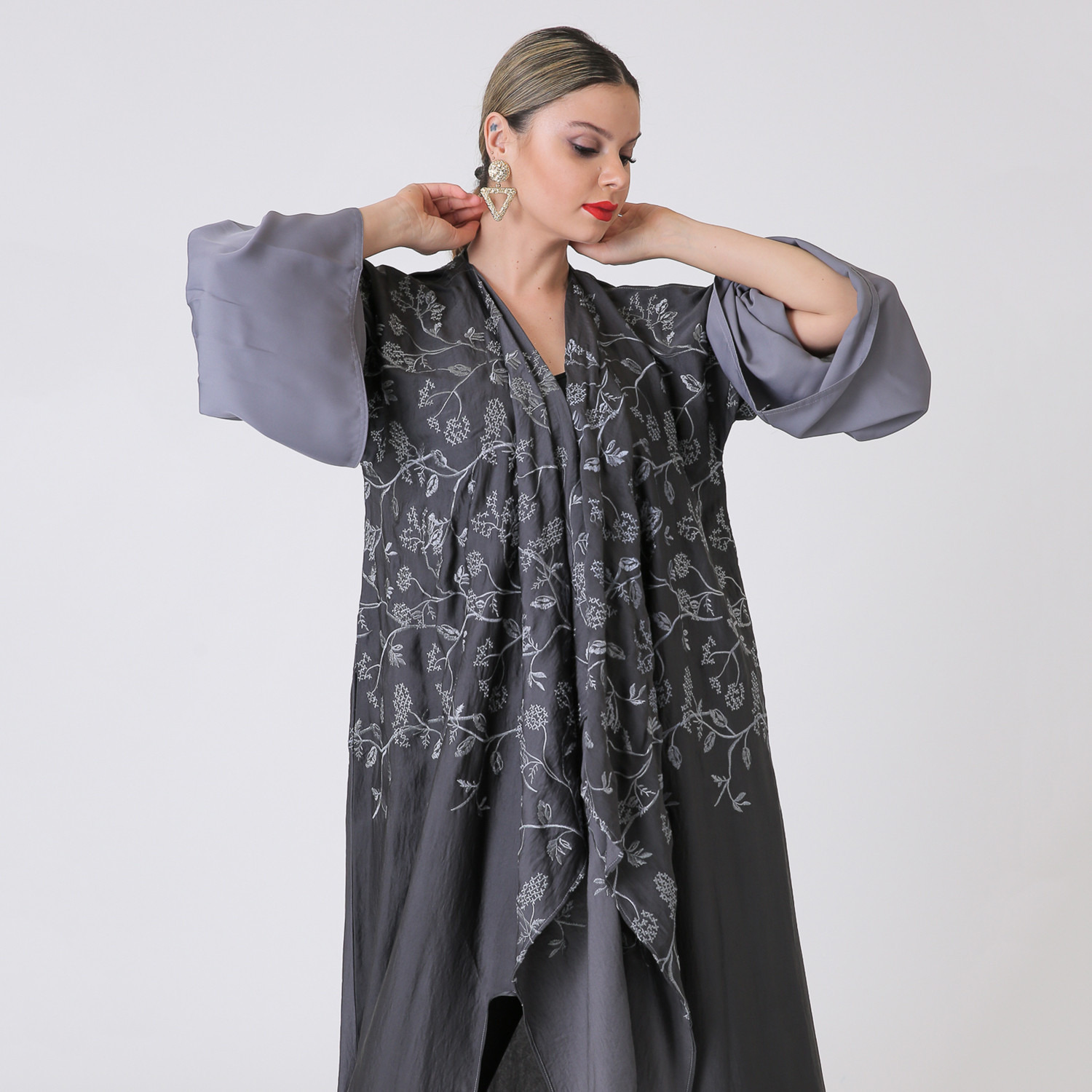 Malikah Polyester Embroidered Women Grey Abaya-women-arabicclothing-abayas-image-4