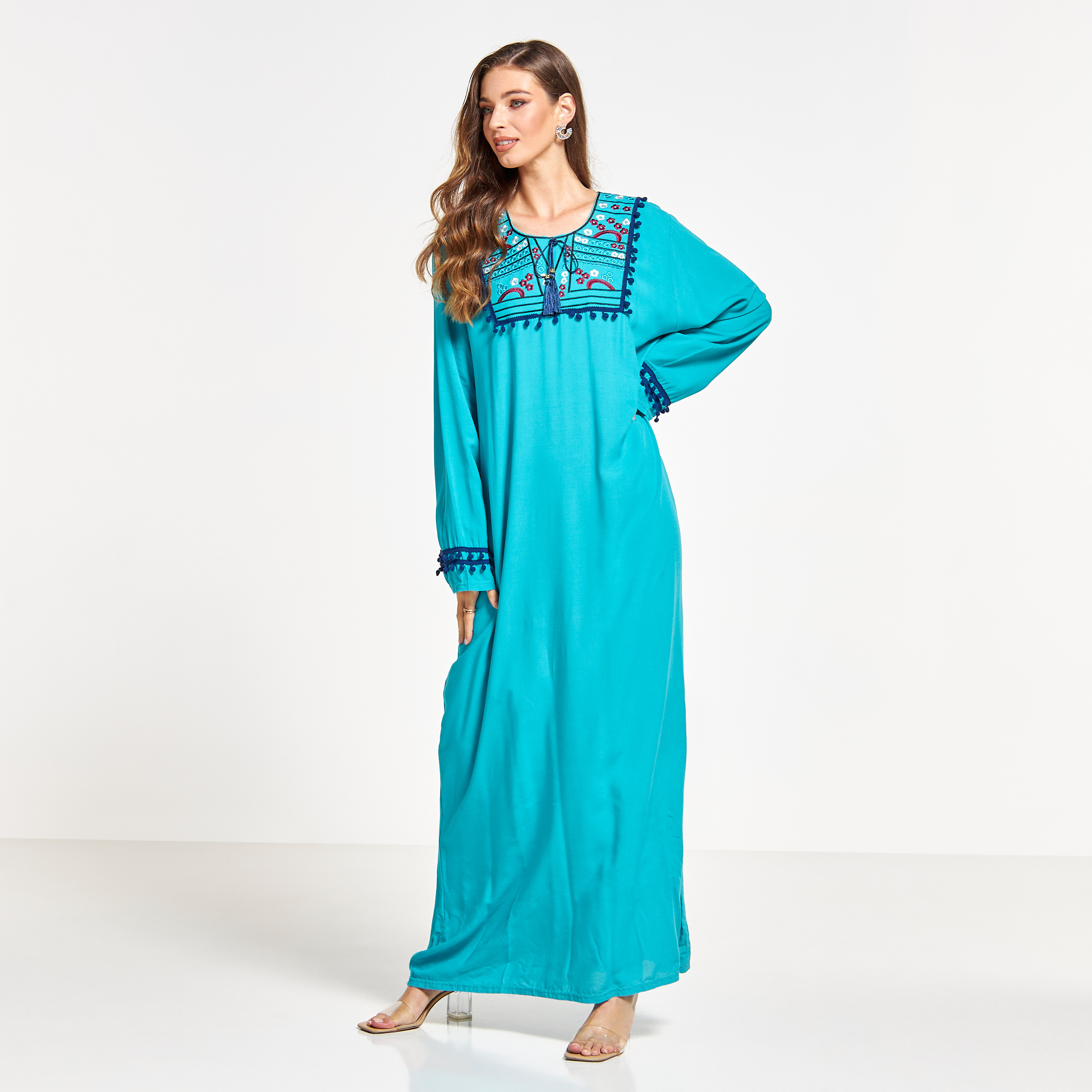 جلايبة مطرّزة برباط وتفاصيل بوم بوم من مليكة-women-arabicclothing-jalabiyas-image-4