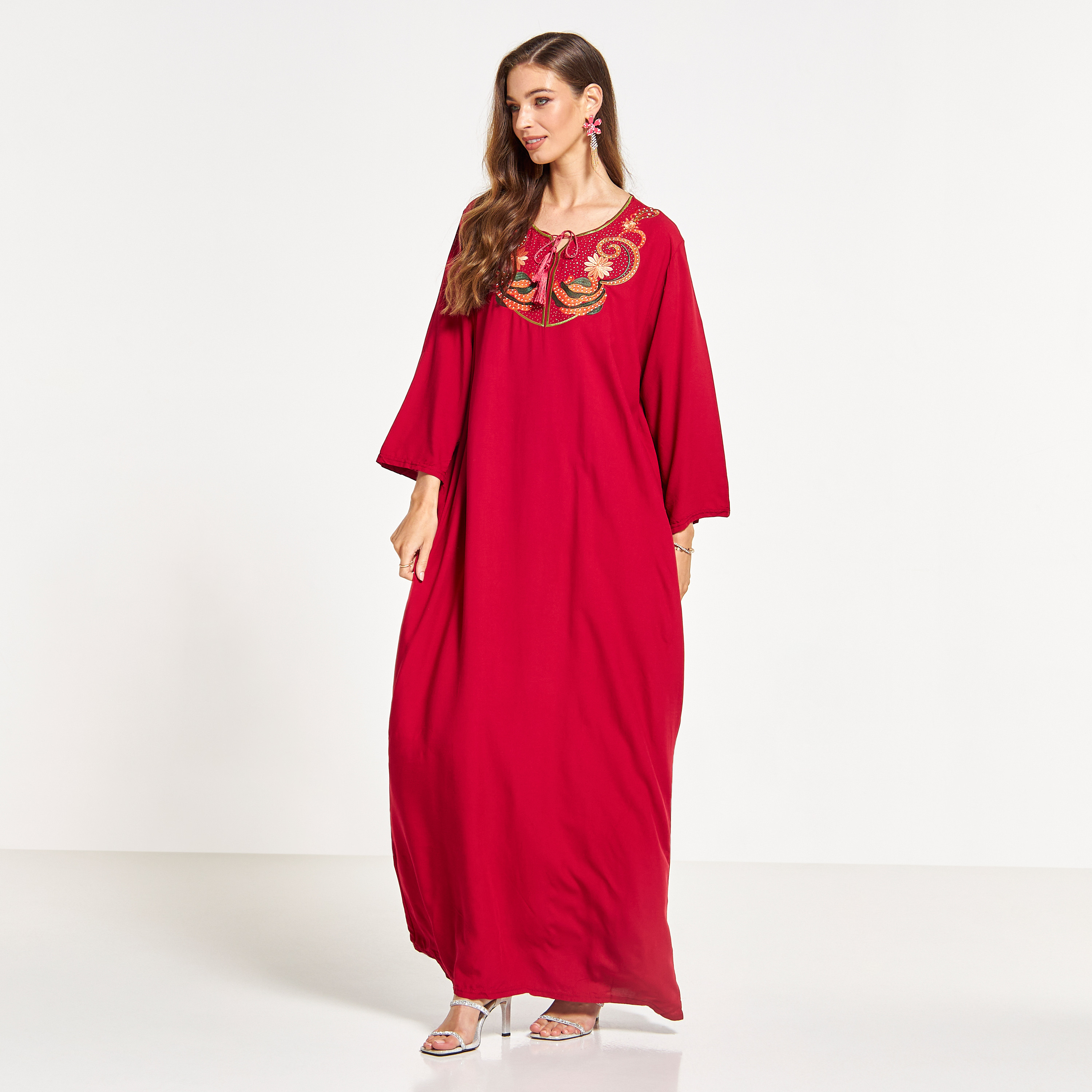 جلابية مطرّزة بياقة رباط من مليكة-women-arabicclothing-jalabiyas-image-4