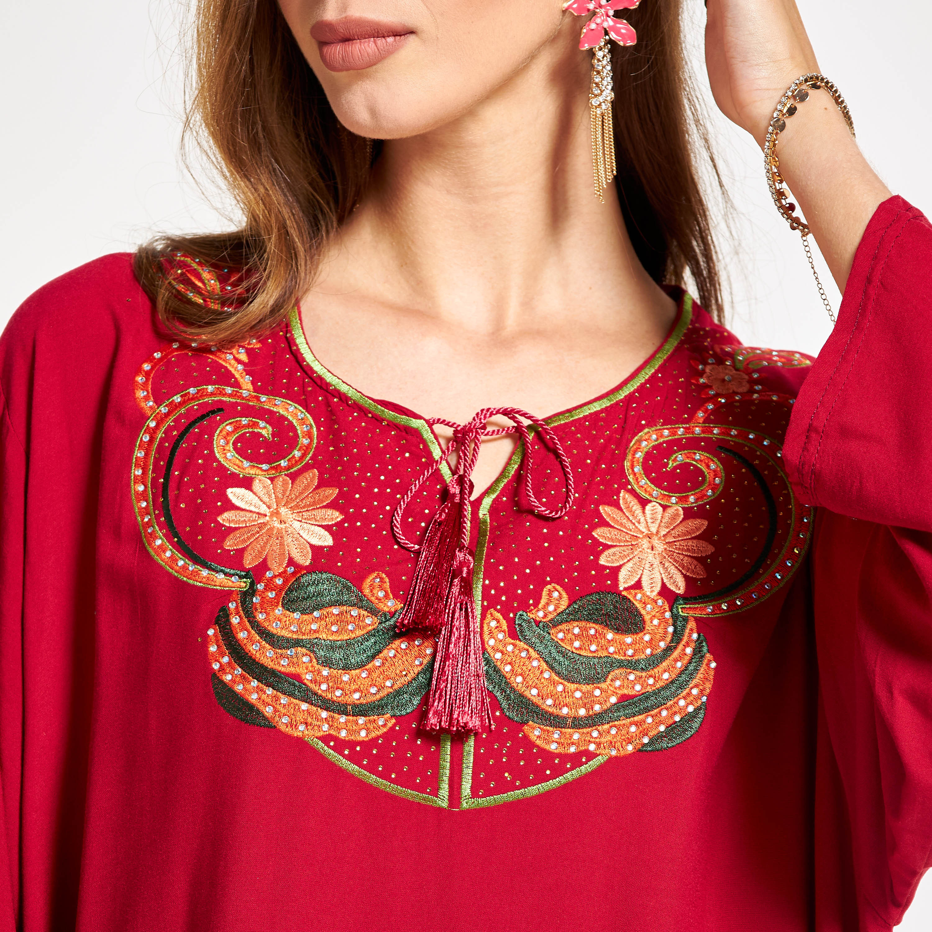 Malikah Embroidered Jalabiya with Tie-Up Detail Neck-women-arabicclothing-jalabiyas-image-5