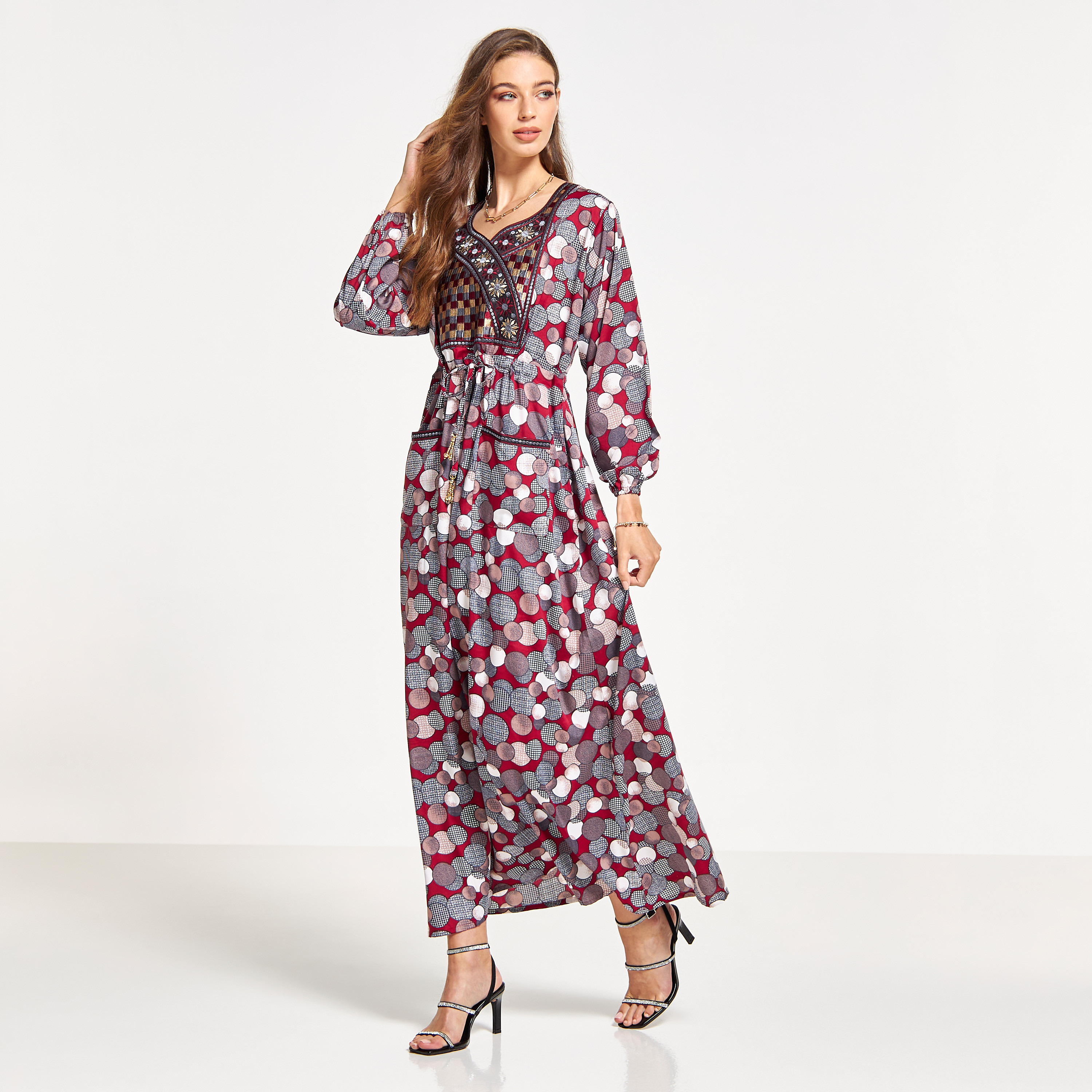 Malikah Embroidered Jalabiya with Tie-Ups and Pockets-women-arabicclothing-jalabiyas-image-4