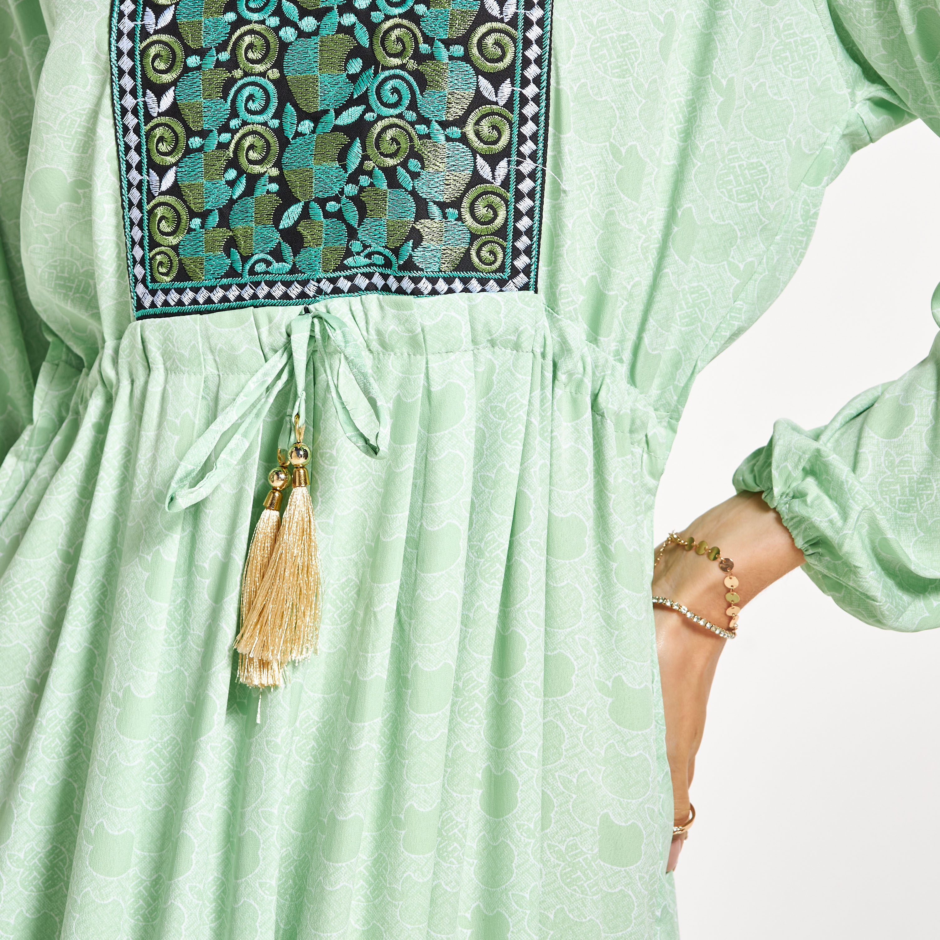 Malikah Printed Jalabiya with Embroidered and Tie-Up Detail-women-arabicclothing-jalabiyas-image-5
