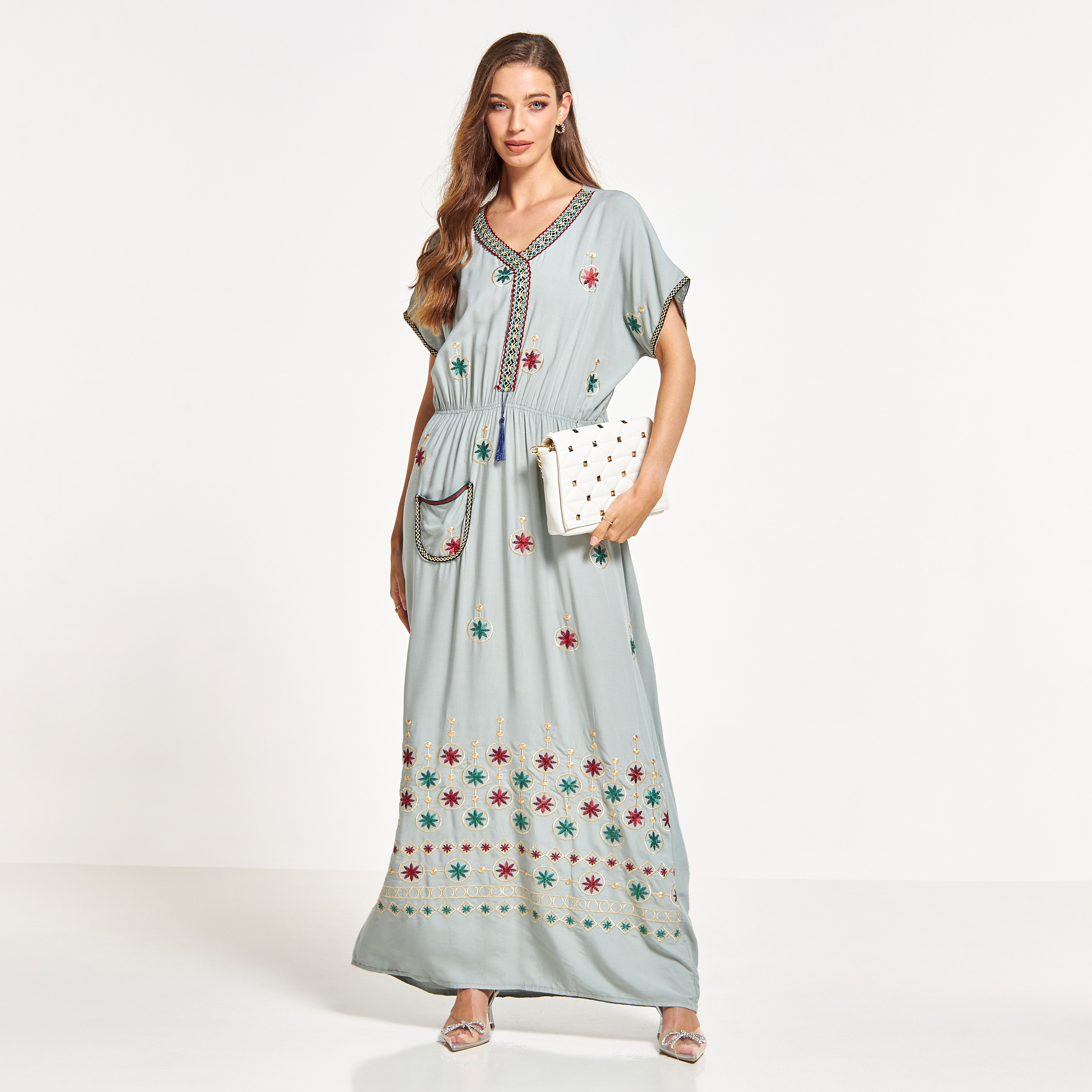 جلابية مطرزة بخصر رباط وجيب أمامي من مليكة-women-arabicclothing-jalabiyas-image-1