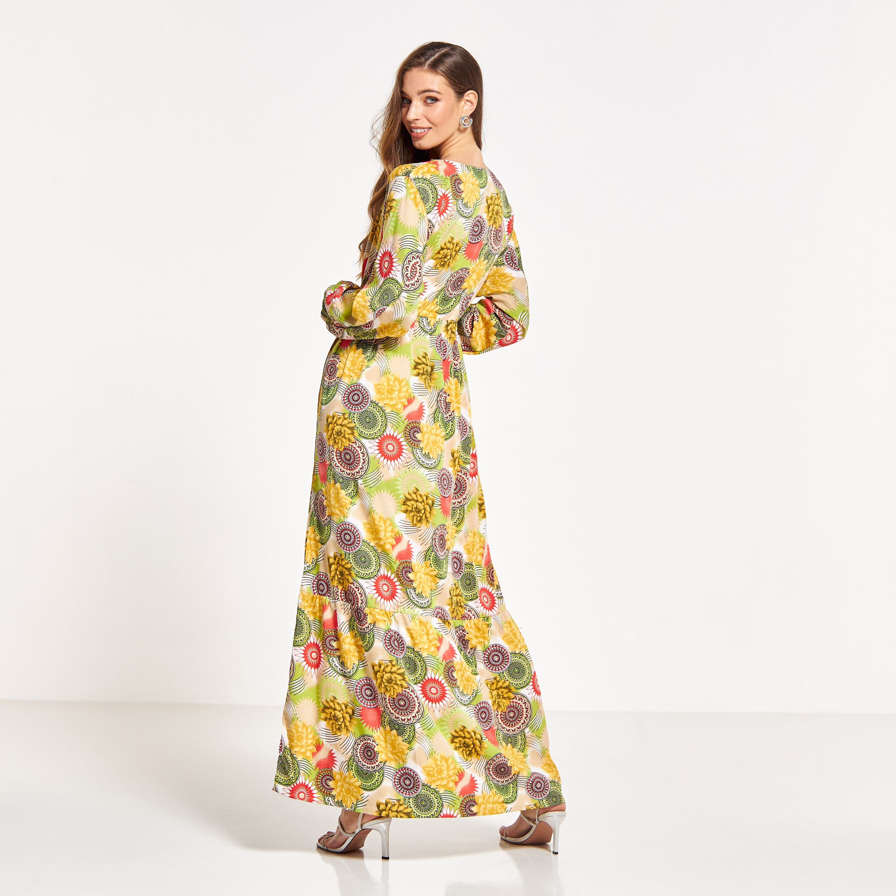 جلابية مطرّزة بأربطة من مليكة-women-arabicclothing-jalabiyas-image-4