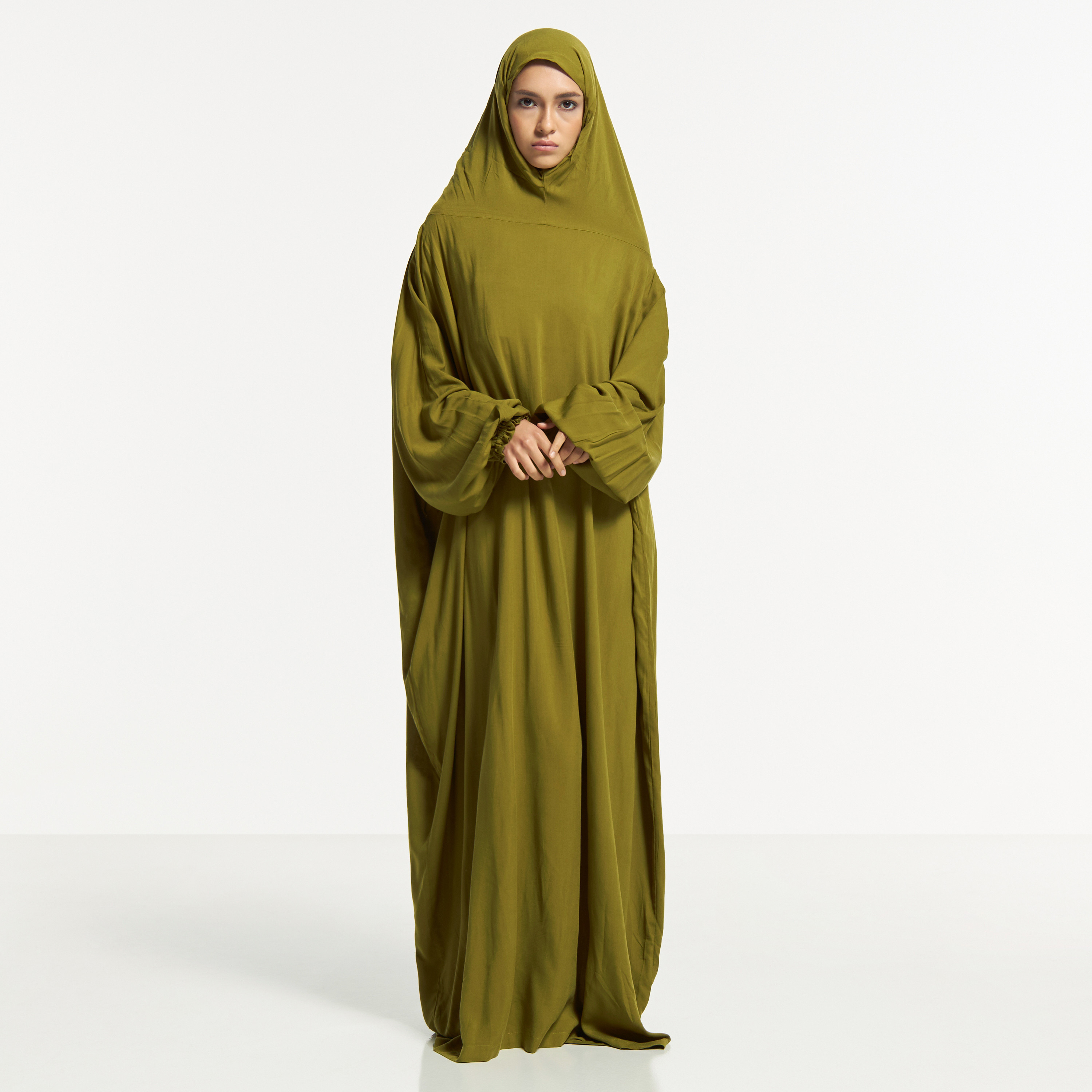 ثوب صلاة سادة مع وشاح رأس من مليكة-women-arabicclothing-abayas-image-2