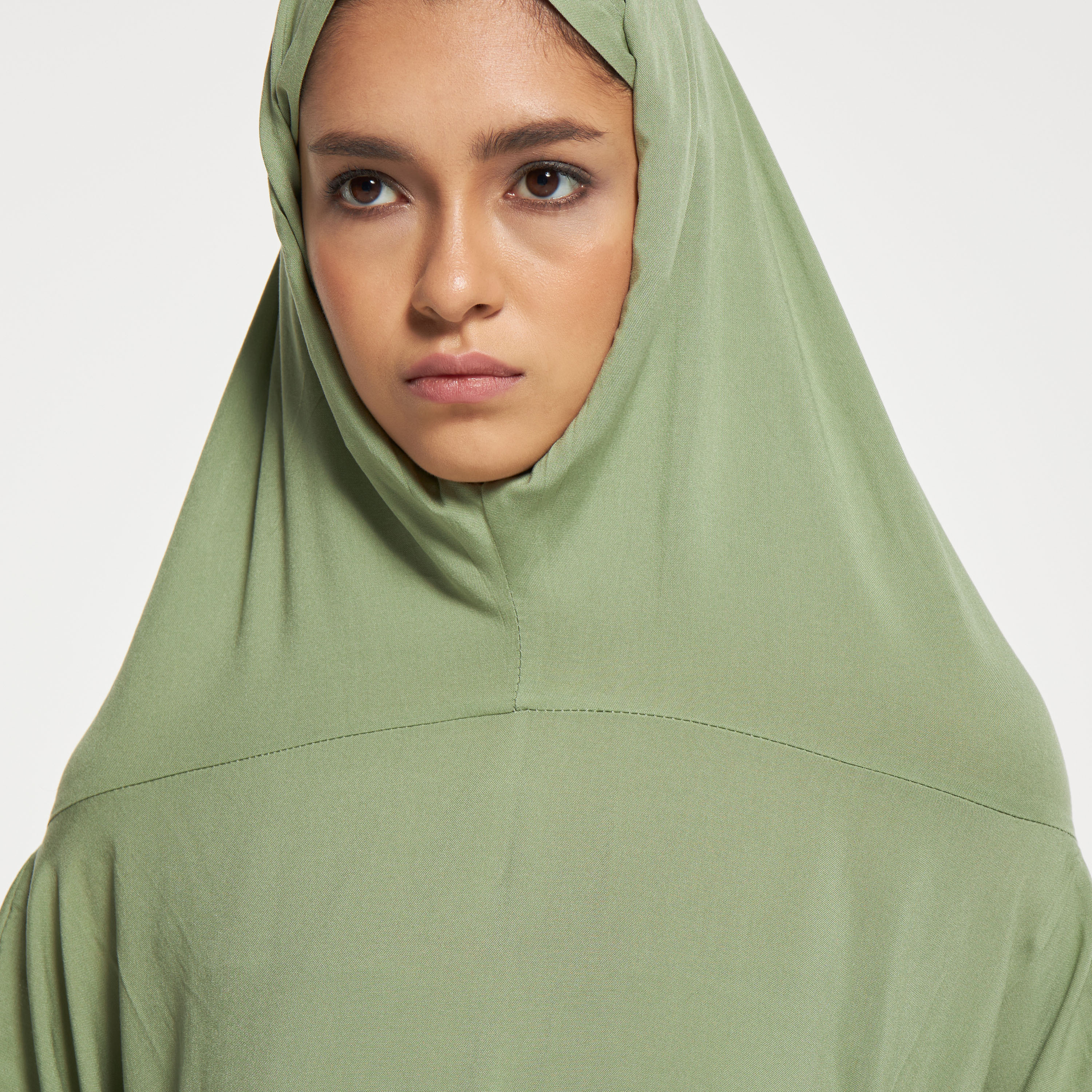 ثوب صلاة سادة مع وشاح رأس من مليكة-women-arabicclothing-abayas-image-4