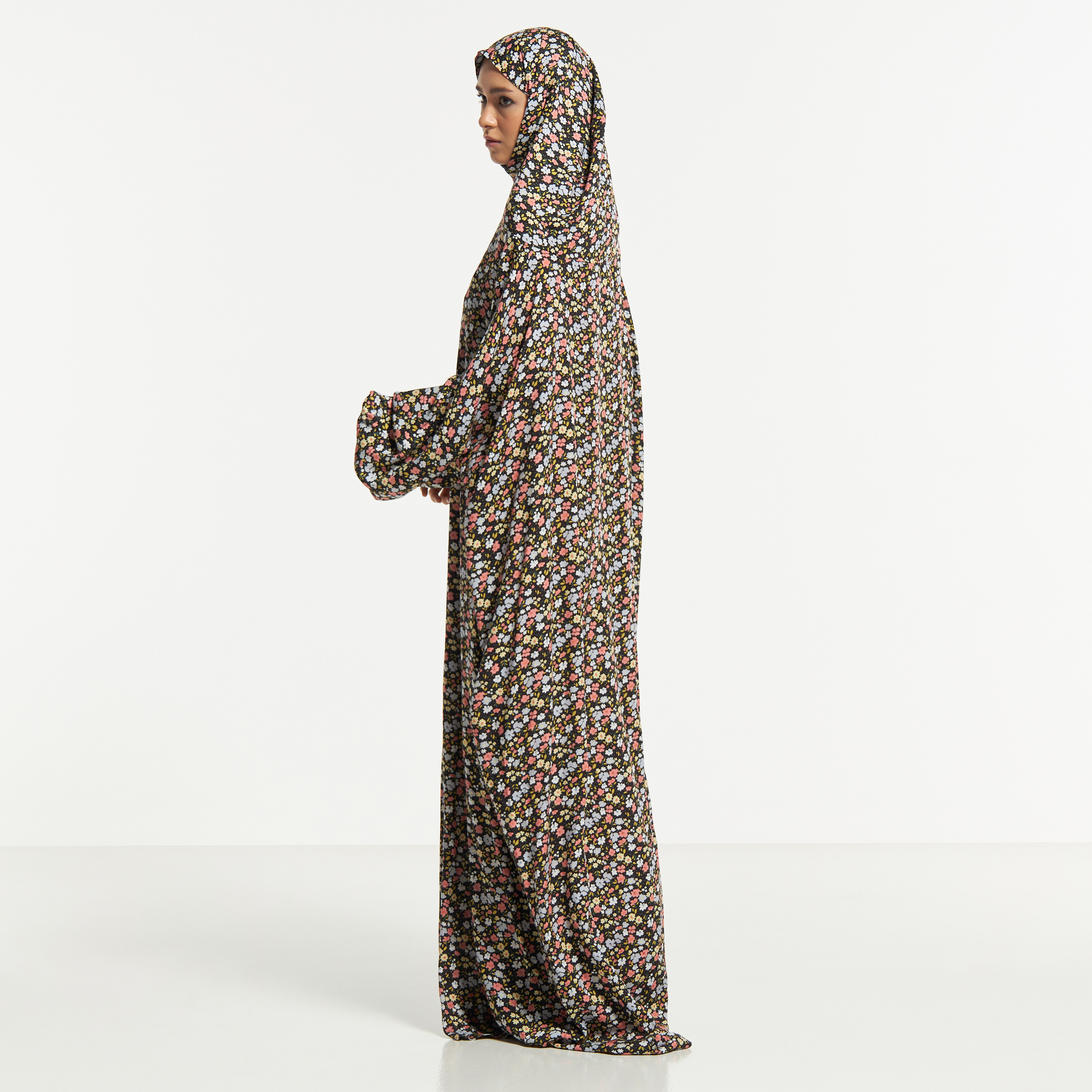 ثوب صلاة بطبعات زهرية مع وشاح رأس من مليكة-women-arabicclothing-abayas-image-3
