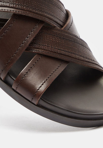 Duchini Men's Cross Strap Sandals with Buckle Closure