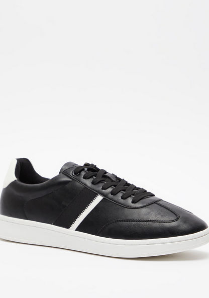 Lee Cooper Men's Solid Sneakers with Lace-Up Closure