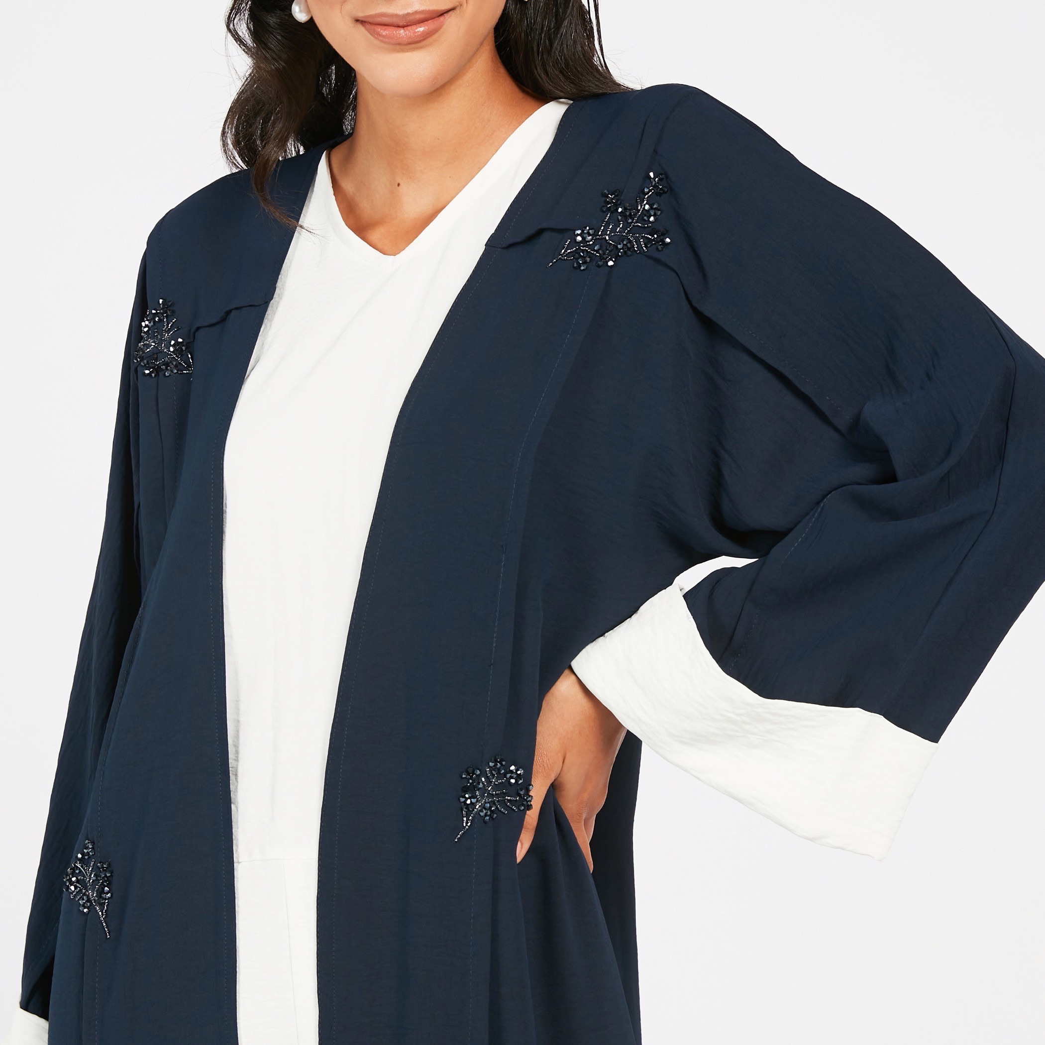 Moistreet Embellished Open Front Abaya-women-arabicclothing-abayas-image-3