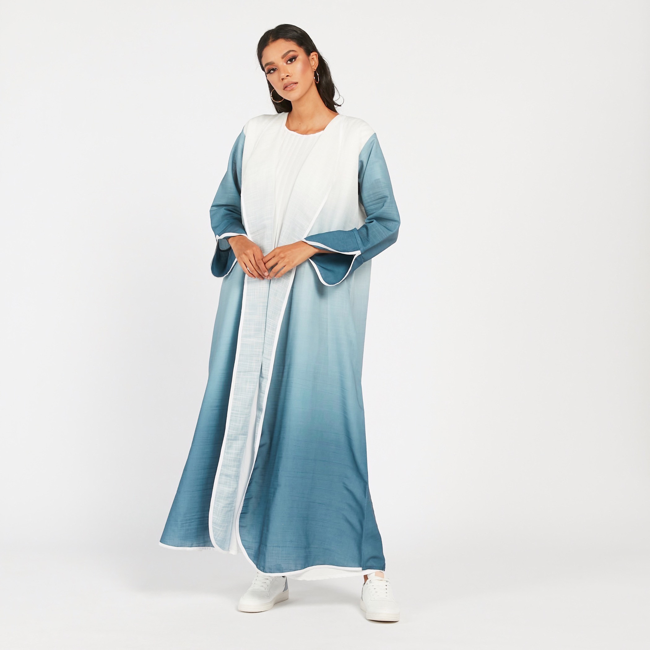 عباية مفتوحة من الأمام بلون متدرج من مويستريت-women-arabicclothing-abayas-image-1