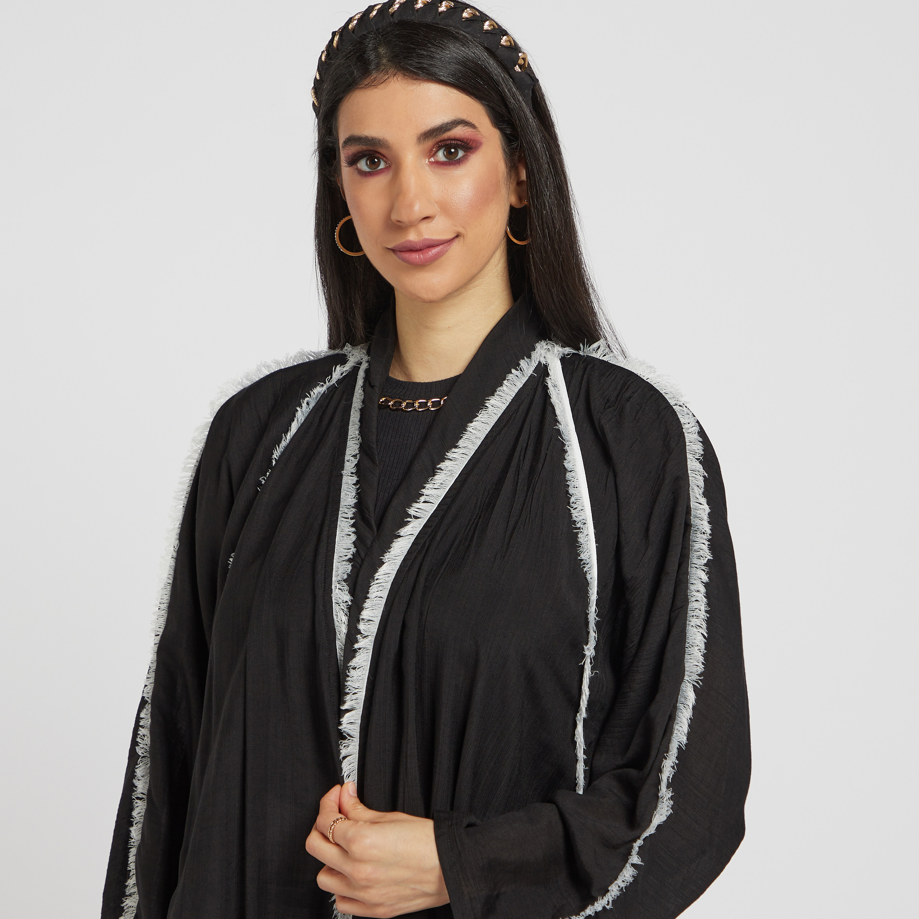 عباية سادة مفتوحة من الأمام بأكمام طويلة من مويستريت-women-arabicclothing-abayas-image-3