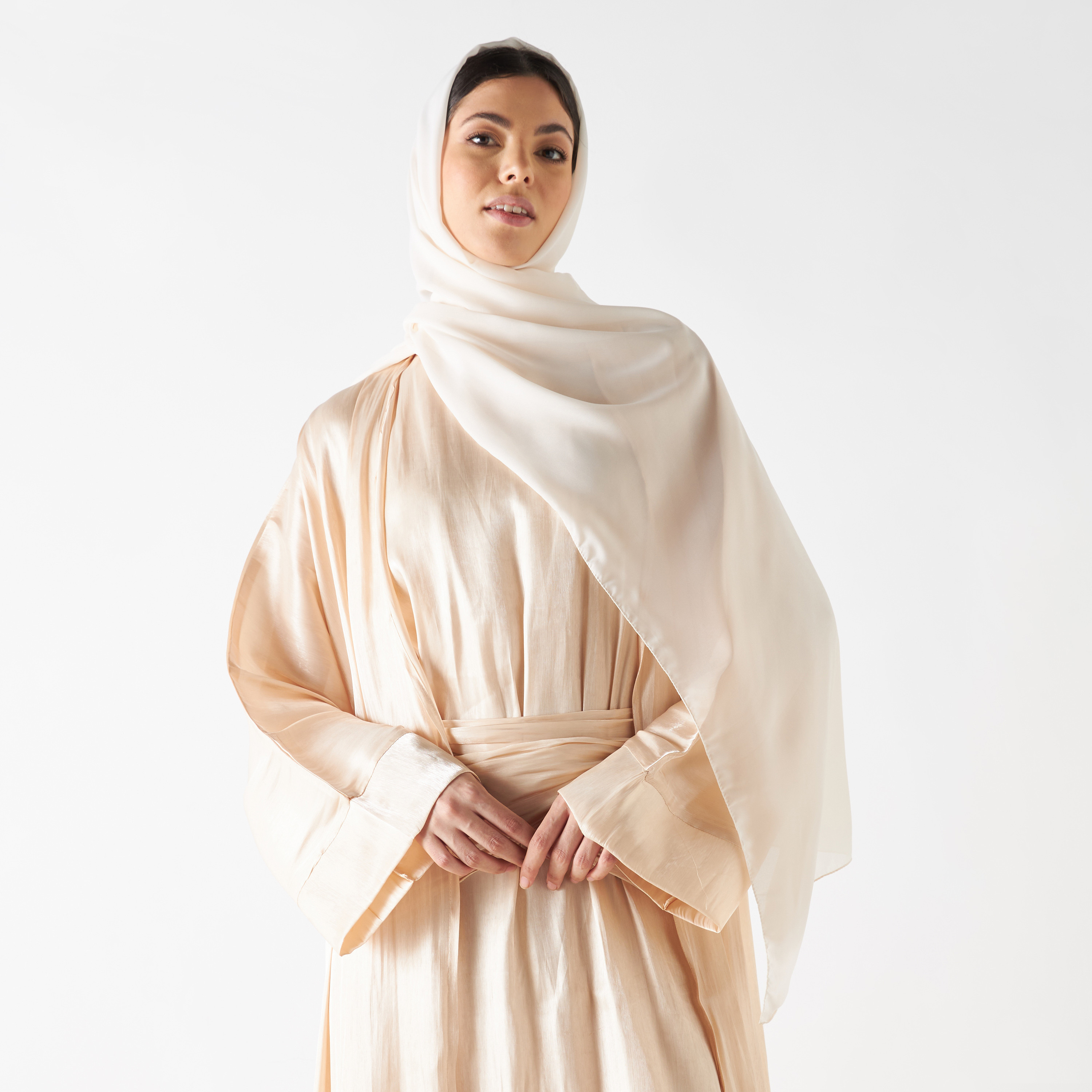 عباية سادة مع حجاب من مويستريت-women-arabicclothing-abayas-image-4