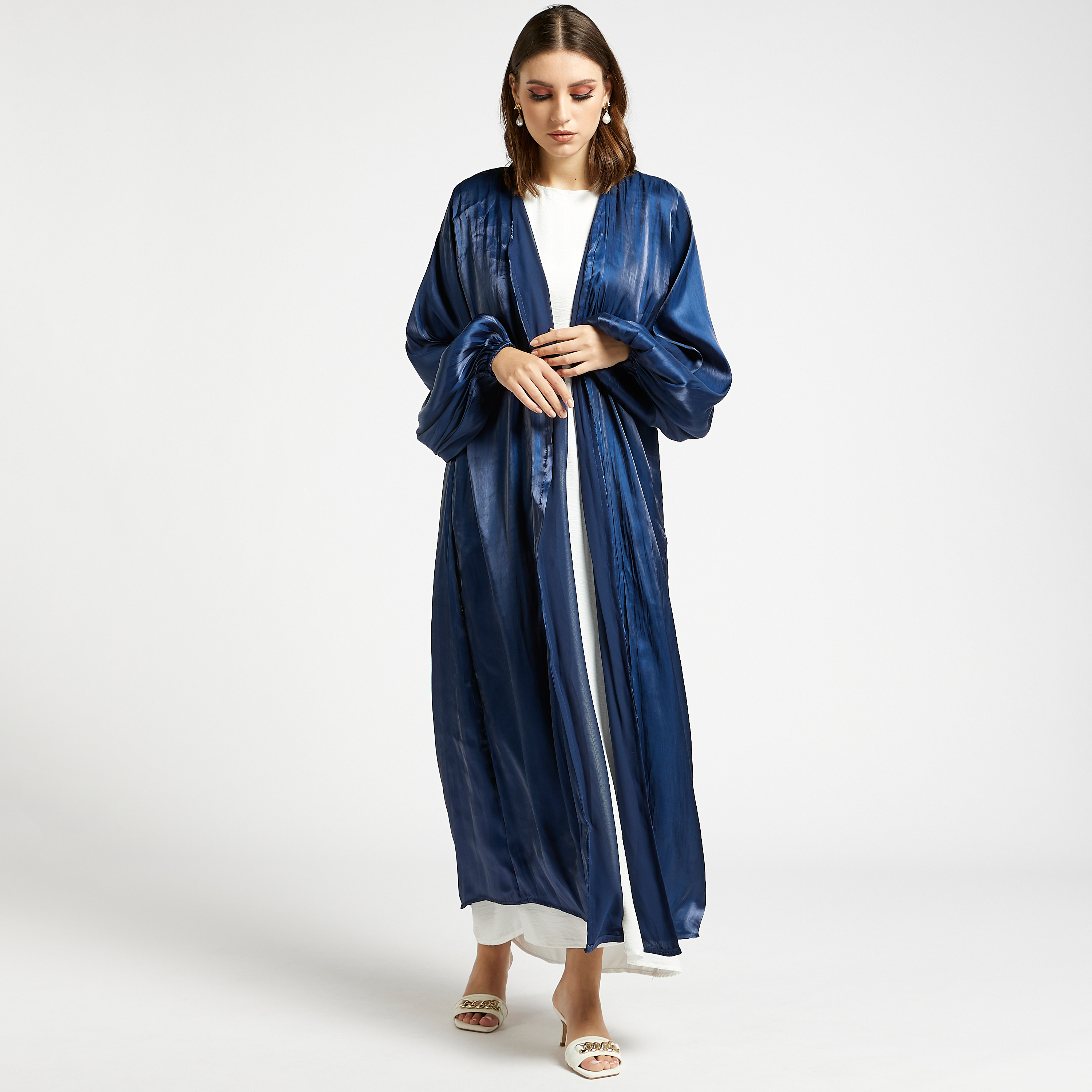 MOiSTREET Set of 3 Solid Open Front Abaya with Bishop Sleeves-women-arabicclothing-abayas-image-2