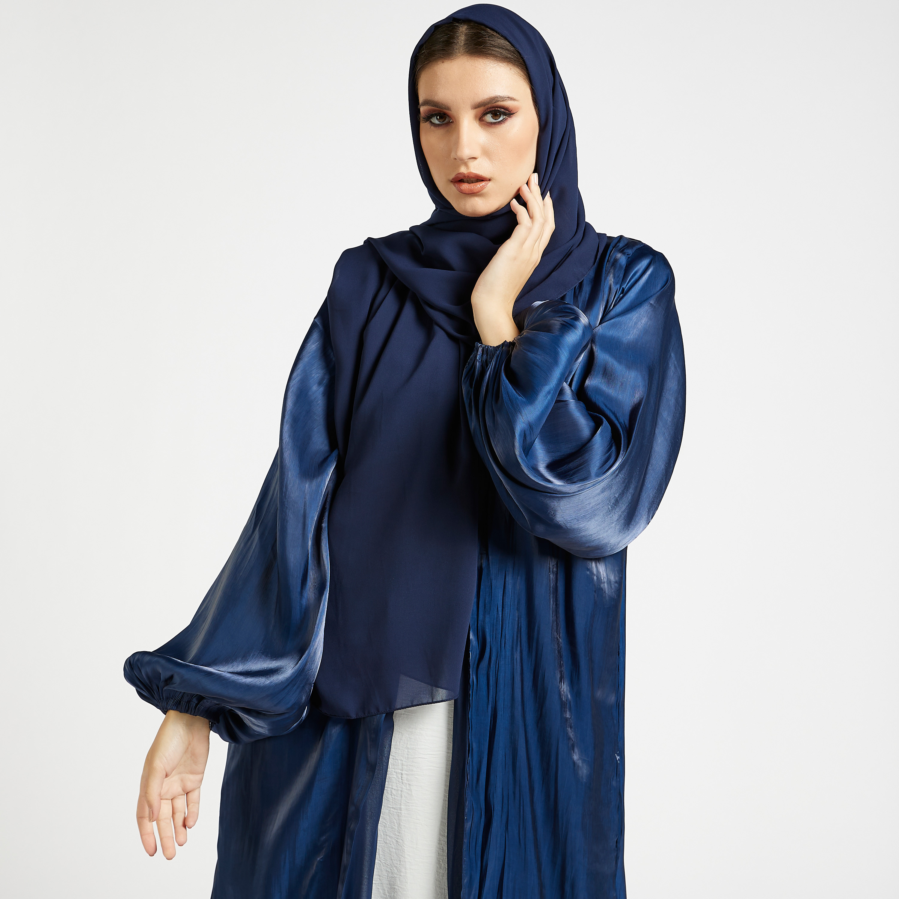 MOiSTREET Set of 3 Solid Open Front Abaya with Bishop Sleeves-women-arabicclothing-abayas-image-4