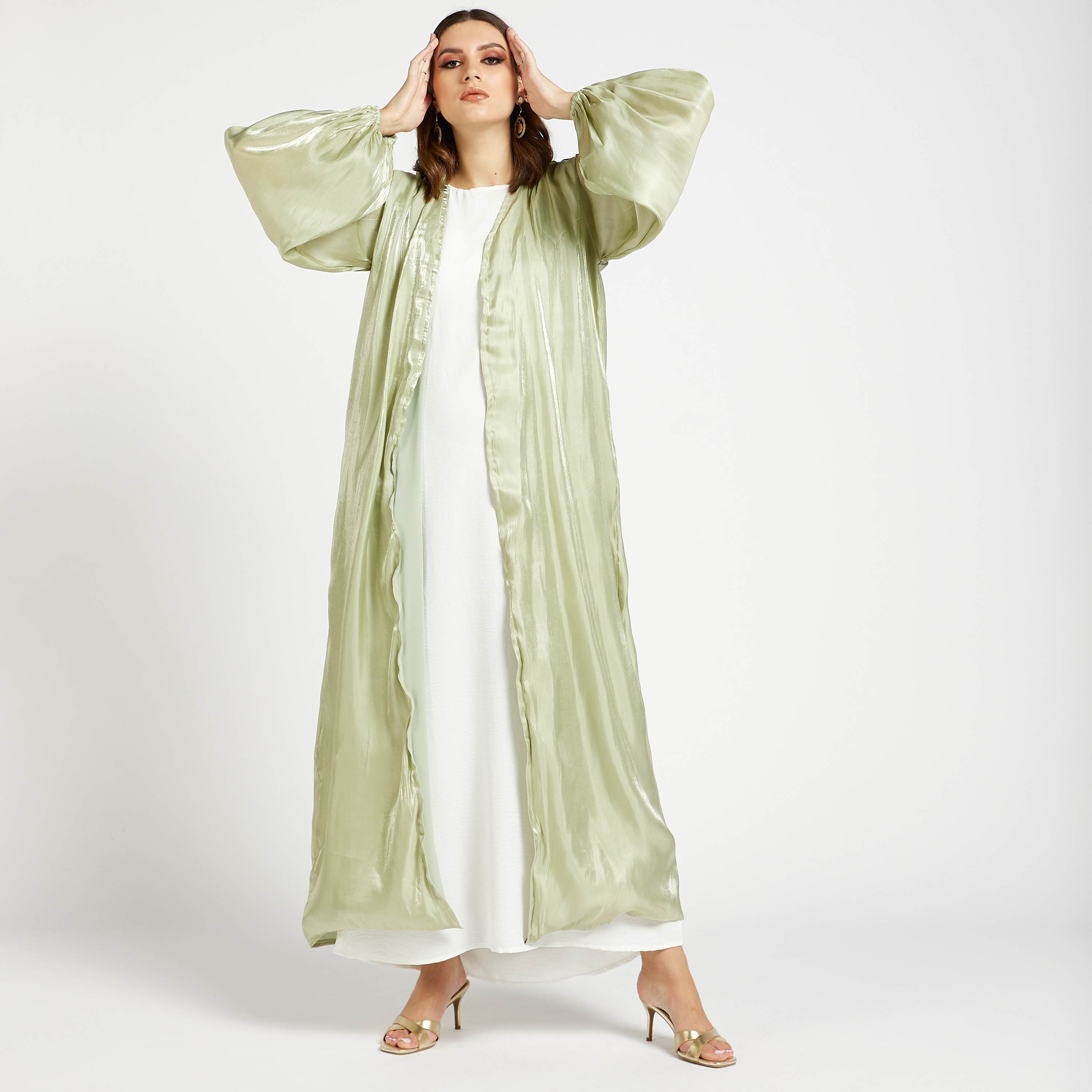 عباية سادة مفتوحة من الأمام بأكمام بيشوب من مويستريت - طقم من 3 قطع-women-arabicclothing-abayas-image-4