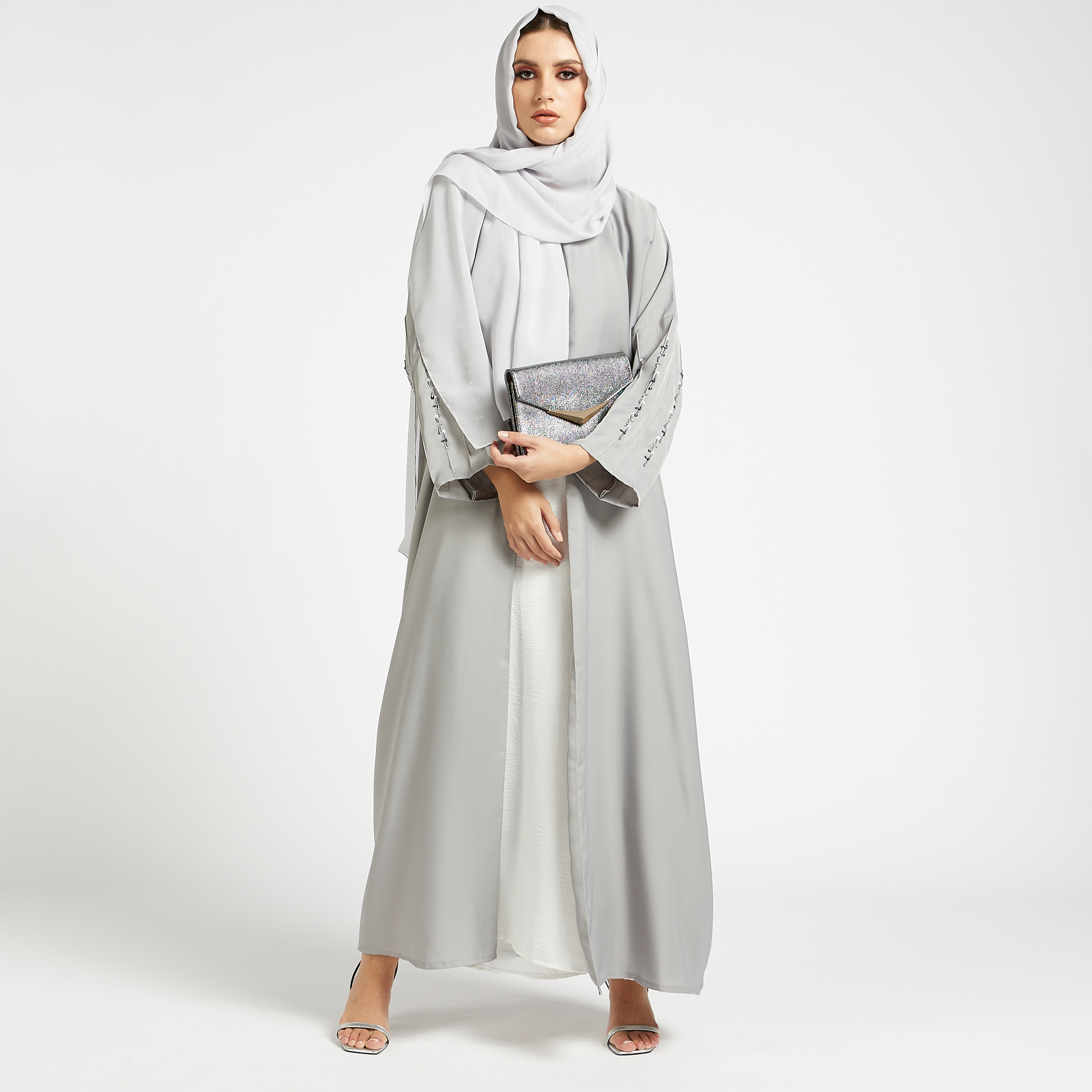طقم عباية مزيّنة مفتوحة من الأمام من مويستريت - 3 قطع-women-arabicclothing-abayas-image-1
