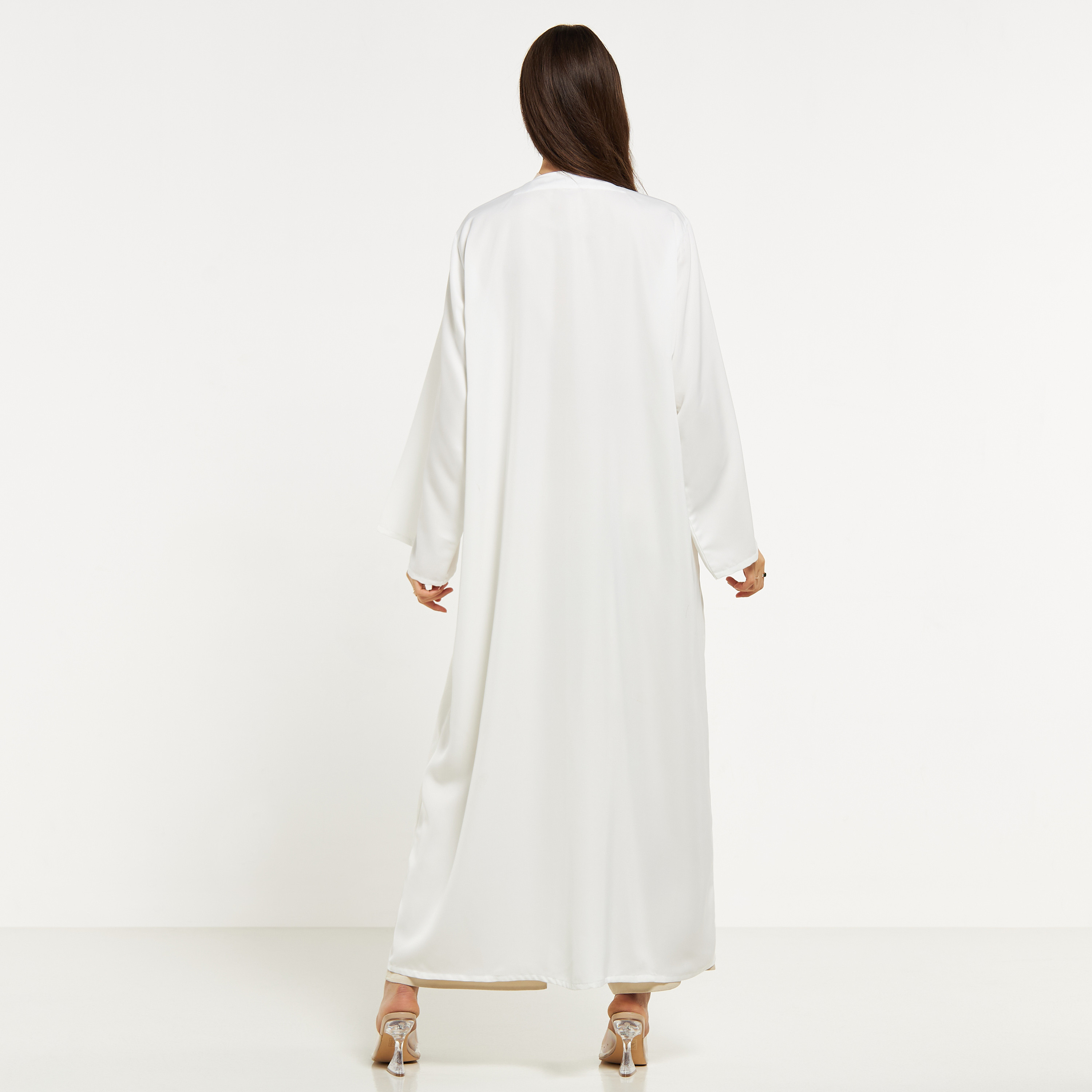 عباية مزيّن بالترتر مع حجاب من مويستريت-women-arabicclothing-abayas-image-5