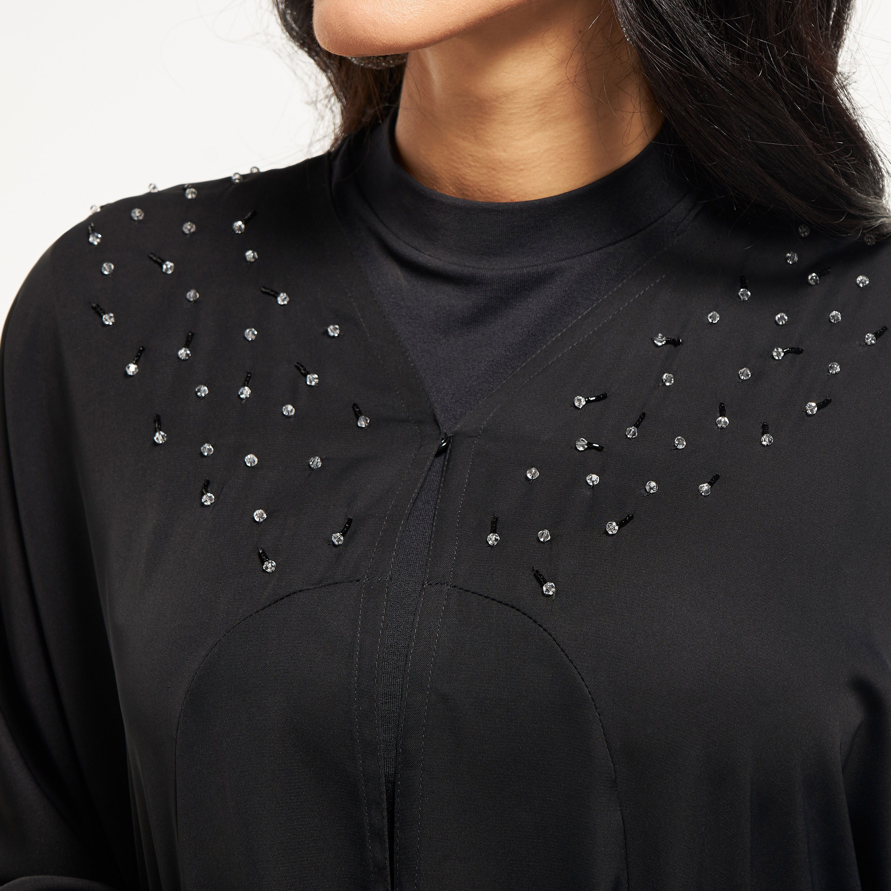 عباية مزيّنة مع حجاب من مويستريت-women-arabicclothing-abayas-image-3