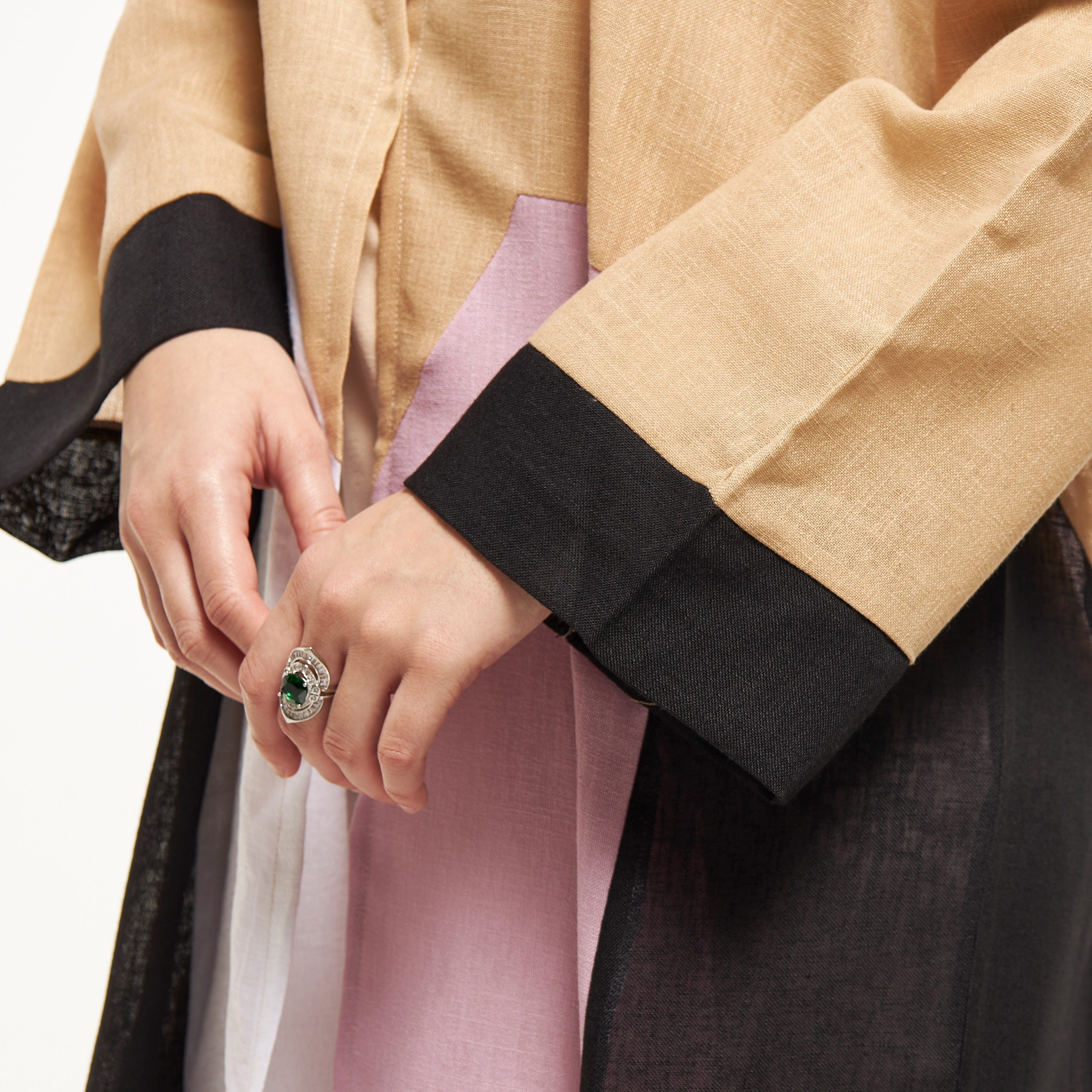 عباية بقوالب ملونة مع حجاب من مويستريت-women-arabicclothing-abayas-image-3