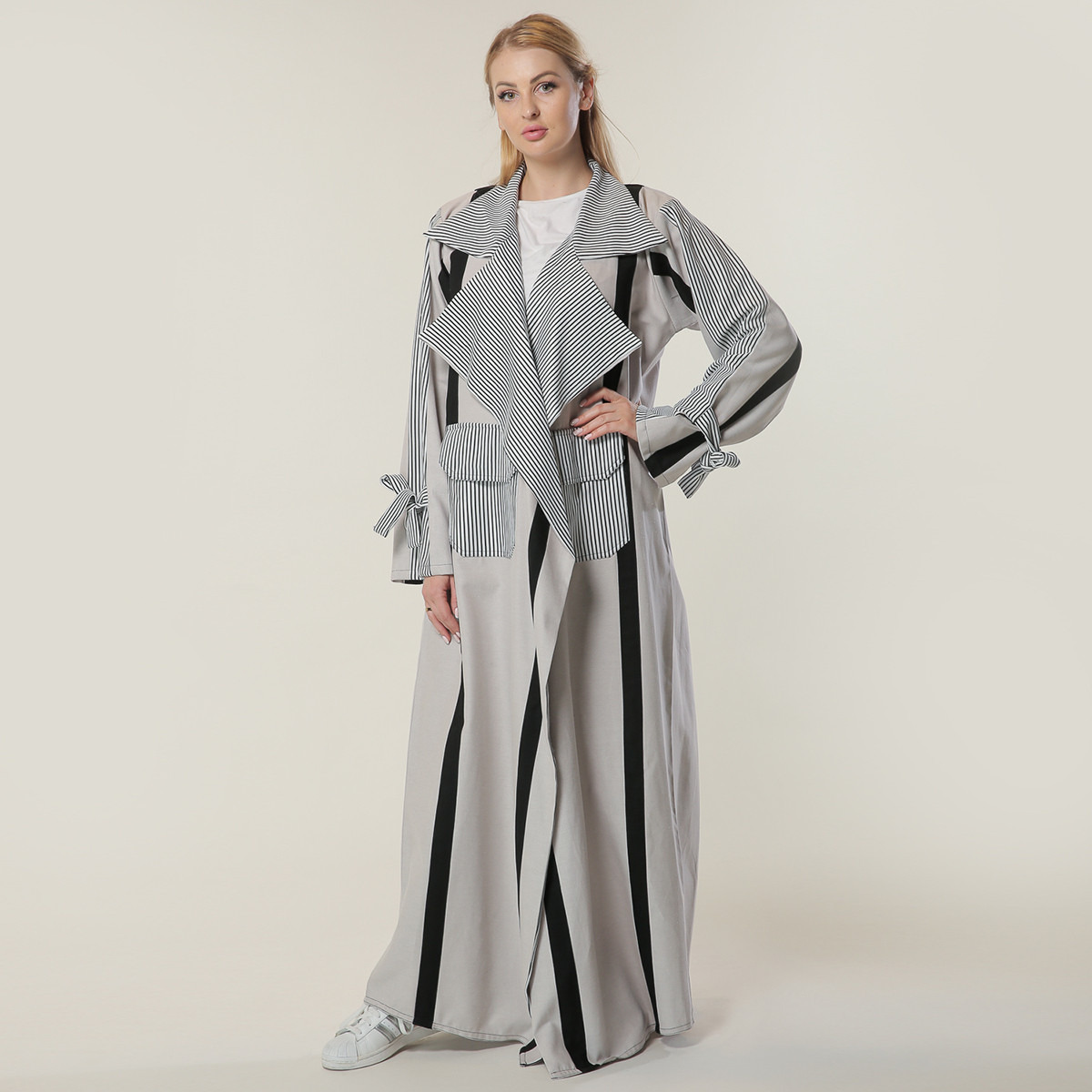MOiSTREET Striped Abaya with Lapel Detail-women-arabicclothing-abayas-image-1