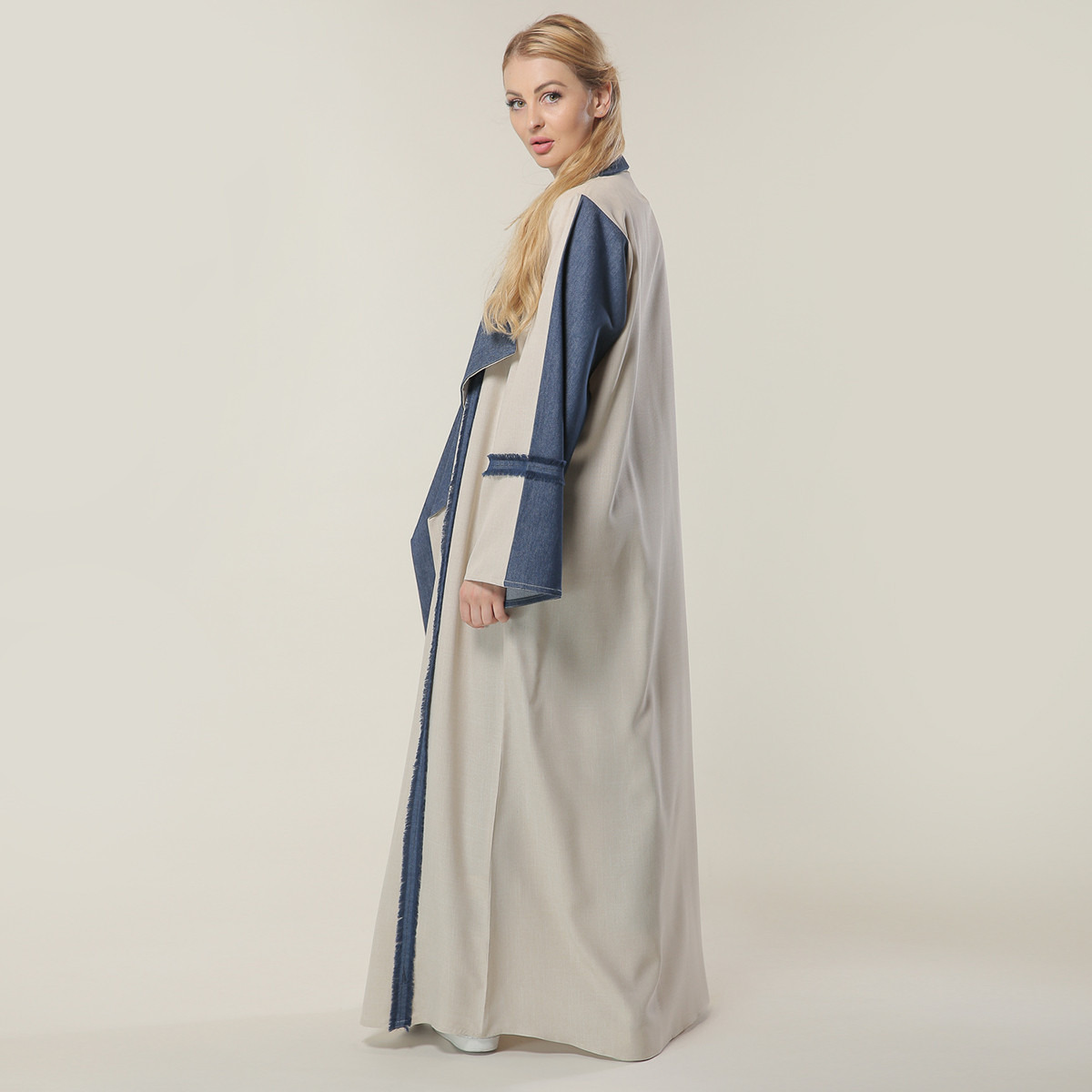 MOiSTREET Solid Abaya with Lapel Detail-women-arabicclothing-abayas-image-3
