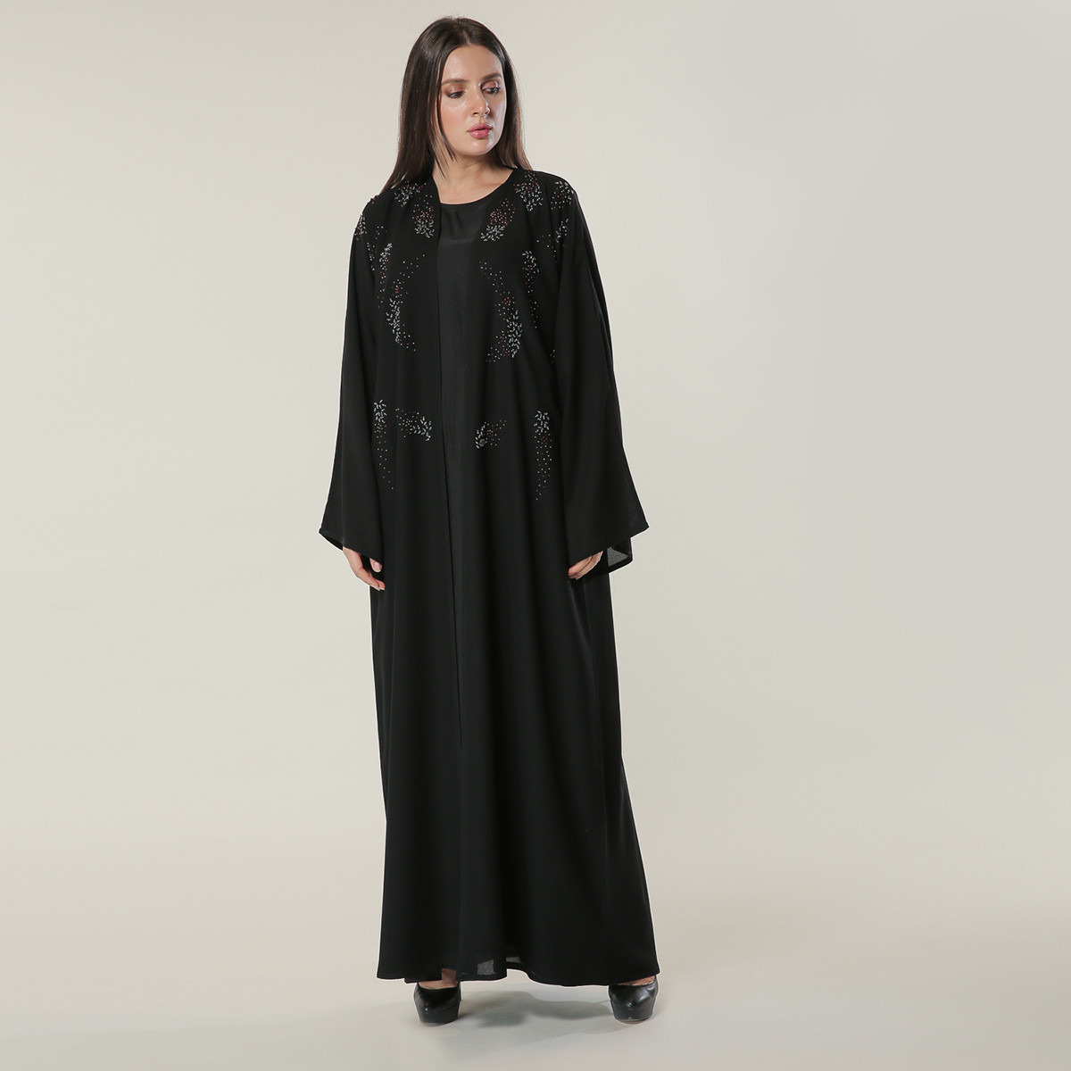 عباية مزيّنة بياقة مستديرة من مويستريت-women-arabicclothing-abayas-image-1