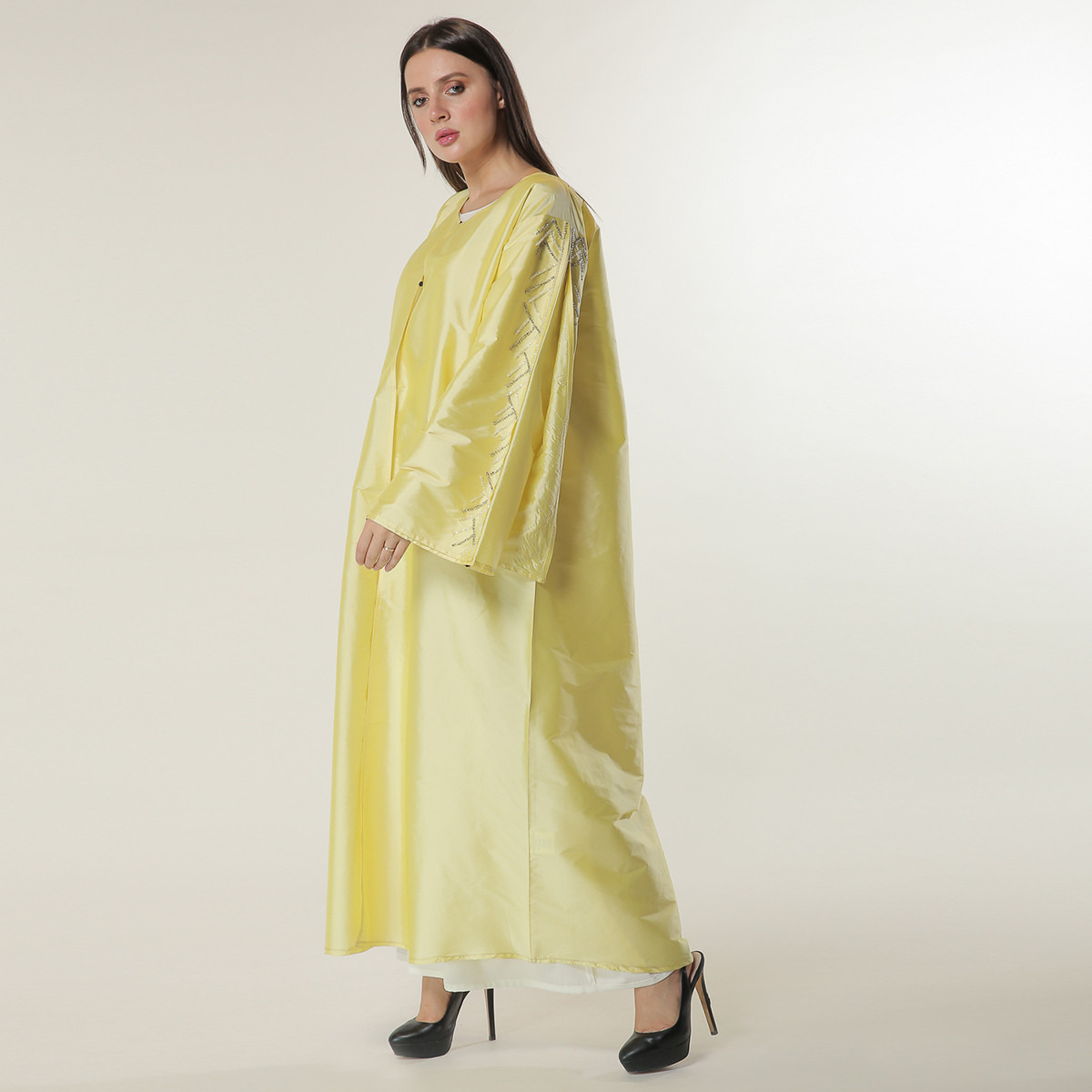 MOiSTREET Embellished Abaya with Round Neck-women-arabicclothing-abayas-image-2