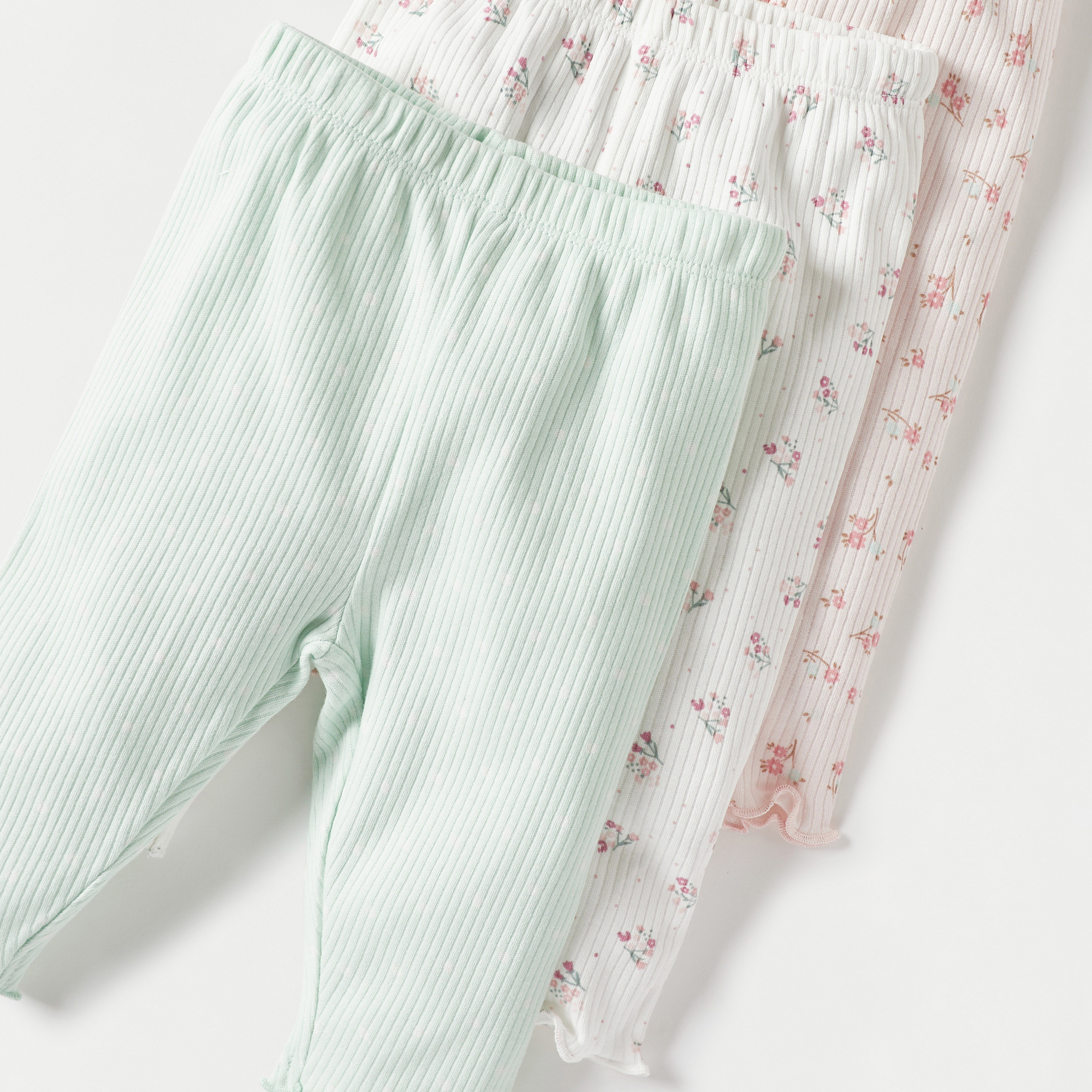 بنطلون بيجاما بخصر مطاطي وتيشيرت مضلع بأكمام طويلة من جونيورز - مجموعة من 3 أطقم-baby-girls-clothing-nightwear-pyjamasets-image-6
