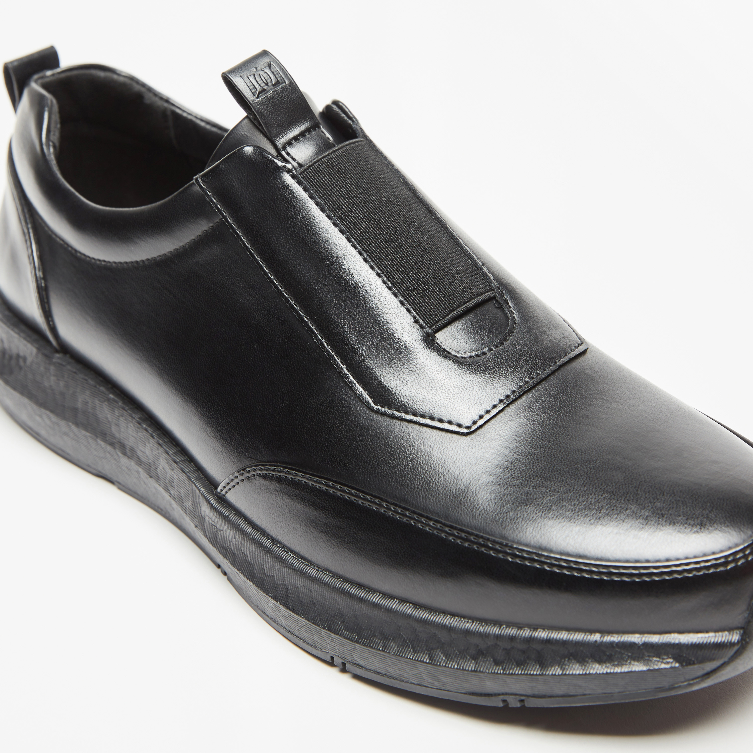 Duchini Solid Slip-On Loafers with Pull Tabs-men-shoes-loafersandmoccasins-image-5