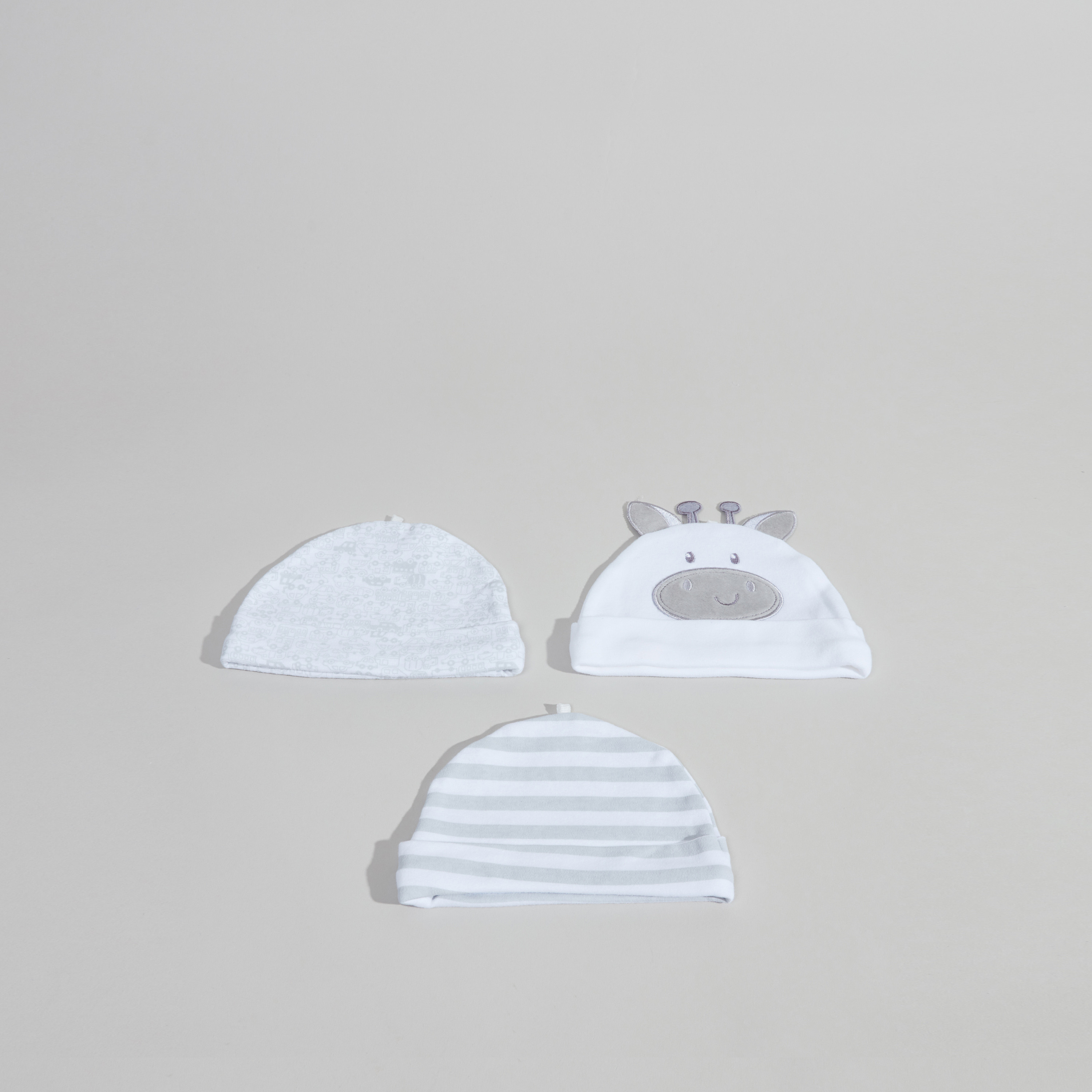 حزمة أغطية كامبو القطنيّة من جونيورز - ثلاث قطع-baby-girls-accessories-caps-image-1