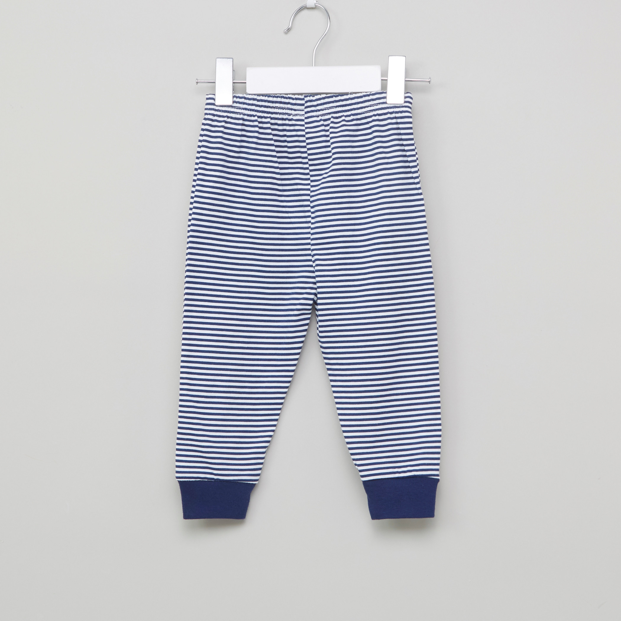 Juniors Printed Round Neck T-Shirt with Striped Jog Pants-baby-boys-clothing-nightwear-pyjamasets-image-7
