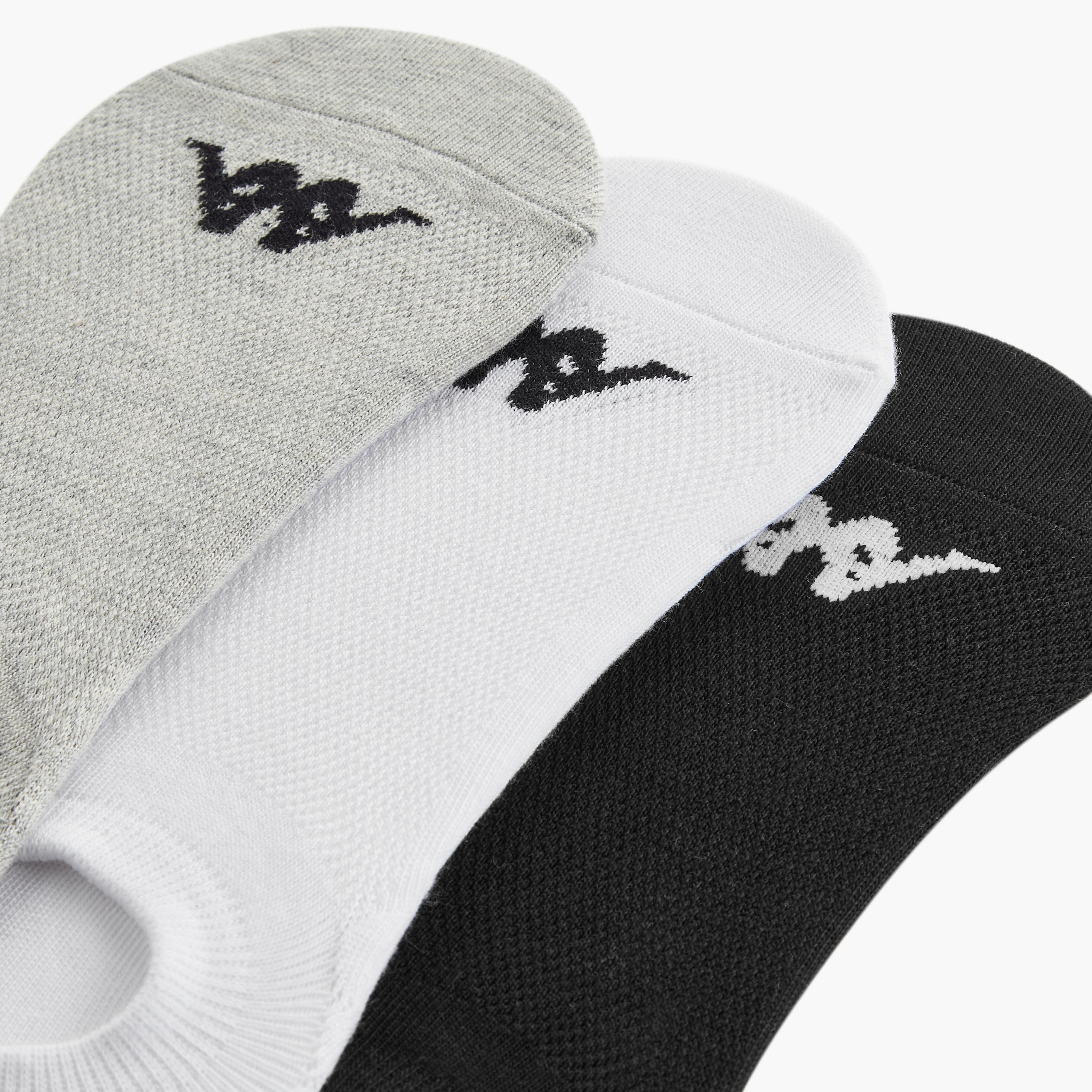 طقم جوارب رياضية ٣ أزواج غير مرئيّة من كابا-men-socks-image-3