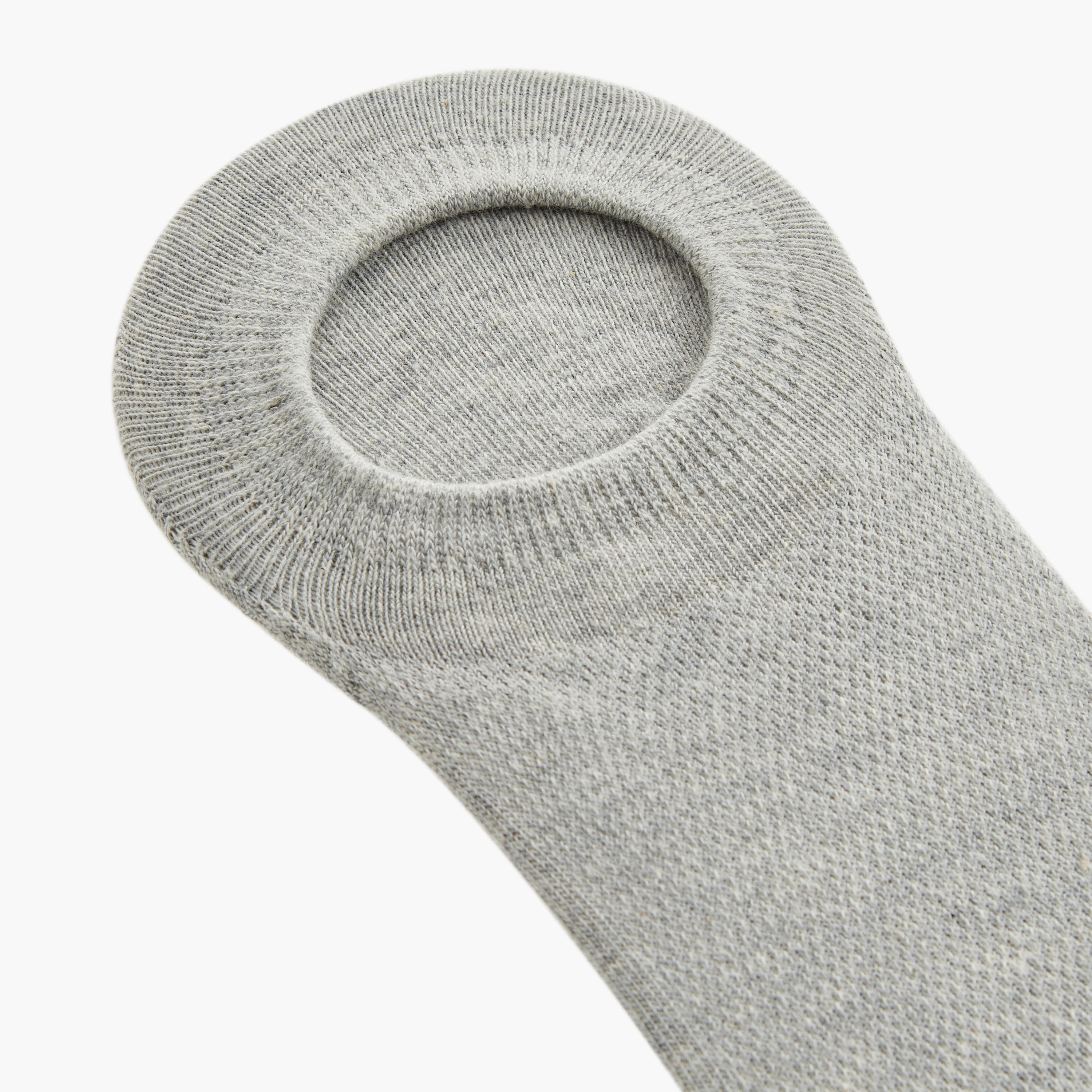 طقم جوارب رياضية ٣ أزواج غير مرئيّة من كابا-men-socks-image-5