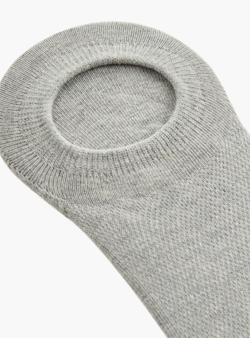 طقم جوارب رياضية ٣ أزواج غير مرئيّة من كابا-men-socks-image-5