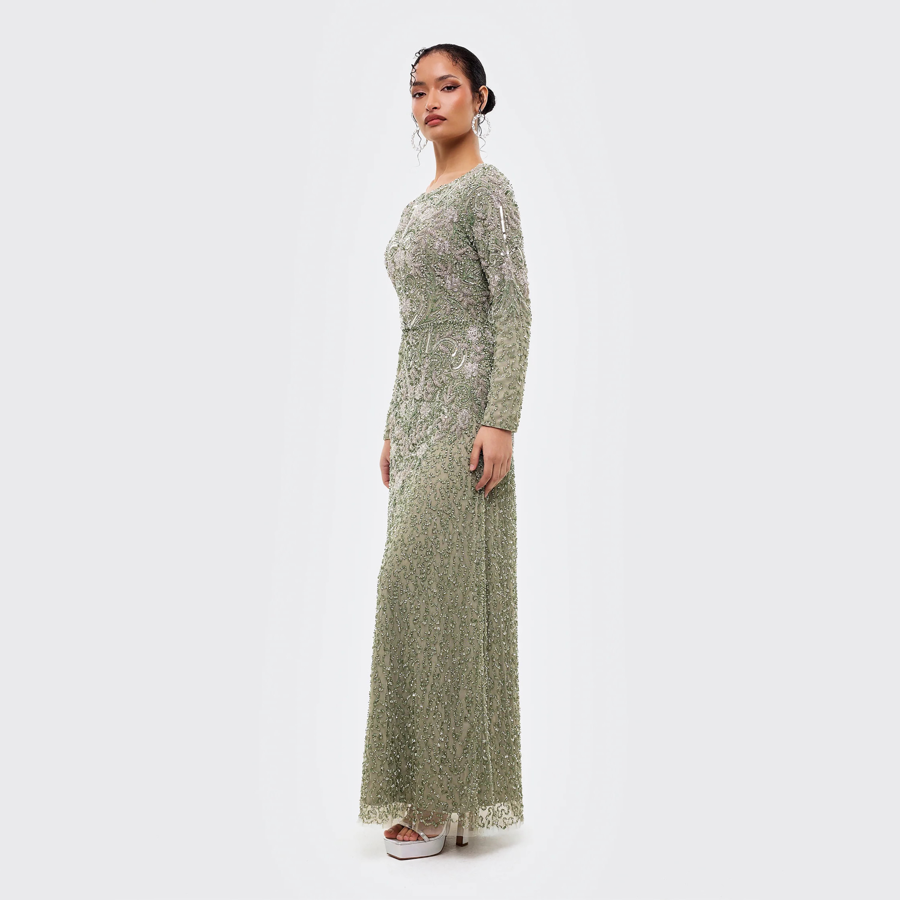 فستان سهرة ماكسي نسائي بأكمام ضيقة وتفاصيل مزينة بلون أخضر من ماريسيا-women-clothing-dresses-image-3