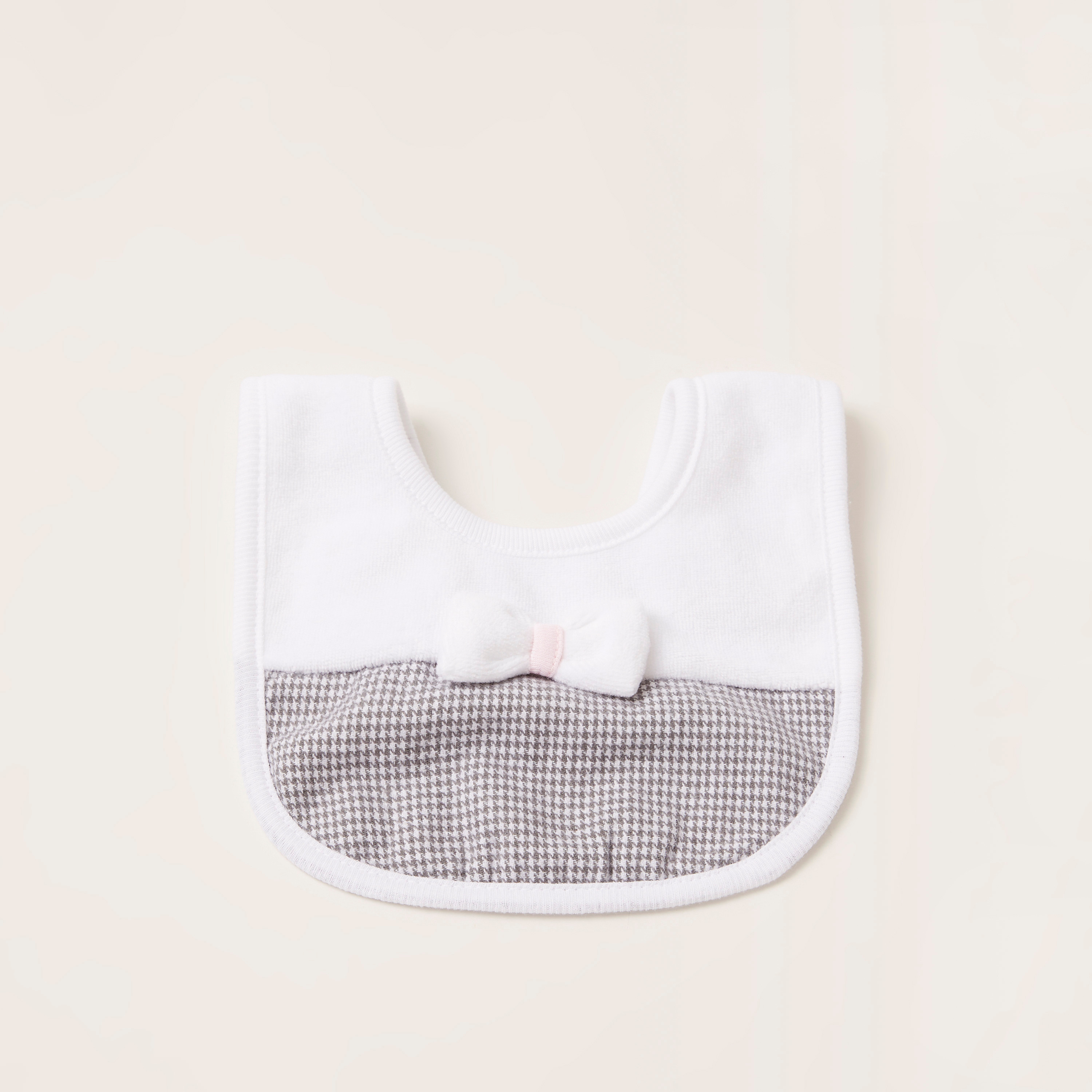Juniors Checked Bib with Press Button Closure and Bow Applique-baby-feeding-bibs-image-1