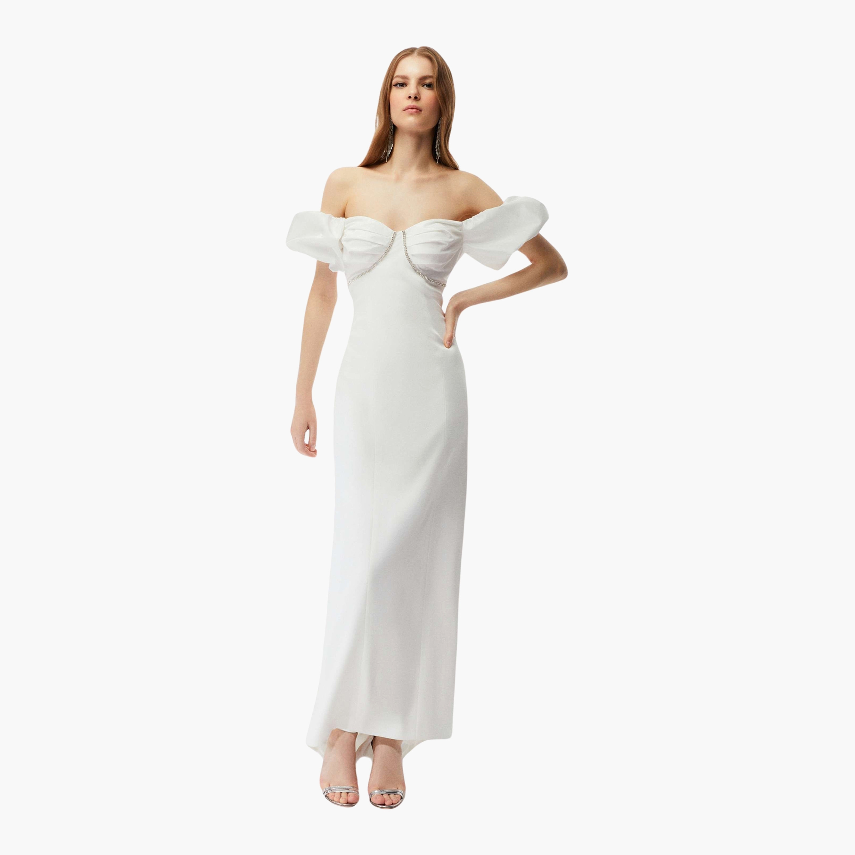 فستان ماكسي نسائي باللون الأبيض الفاتح بأكمام منفوخة وأكتاف مكشوفة من نوكتيرن-women-clothing-dresses-image-4