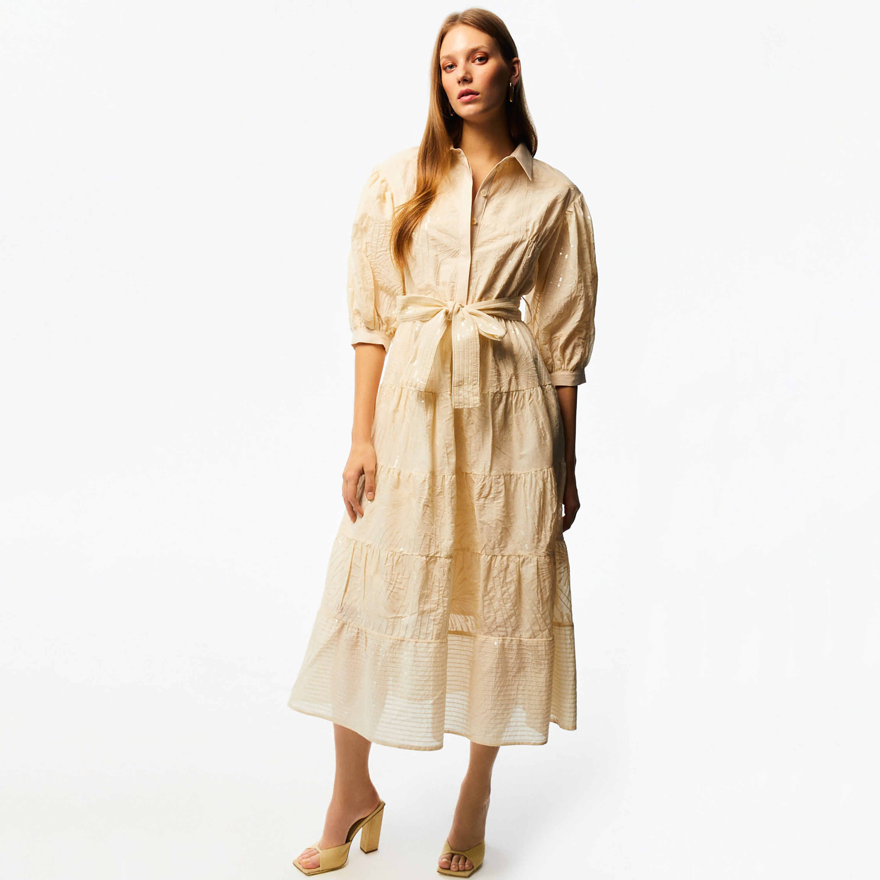 فستان سهرة نسائي متوسط ​​الطول بقميص بأكمام منفوخة وياقة مزينة بالترتر من نوكترن-women-clothing-dresses-image-1