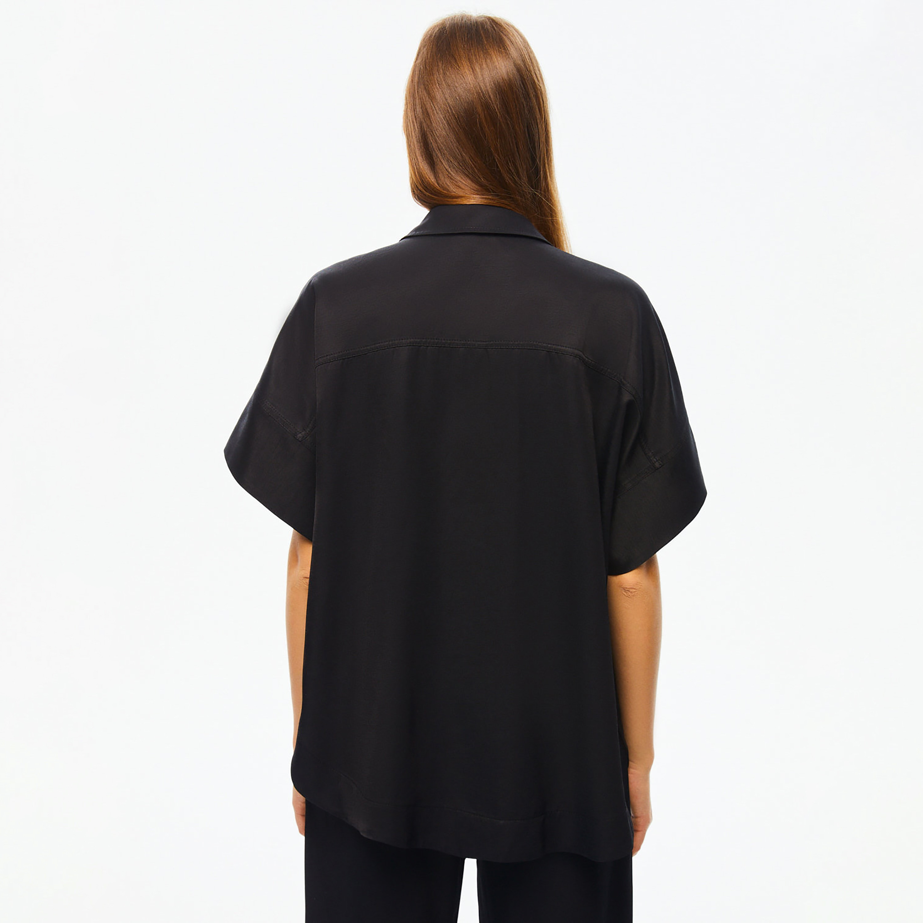 قميص نسائي أسود بياقة مزخرفة بنقشة من نوكترن-women-clothing-shirtsandblouses-shirts-image-3
