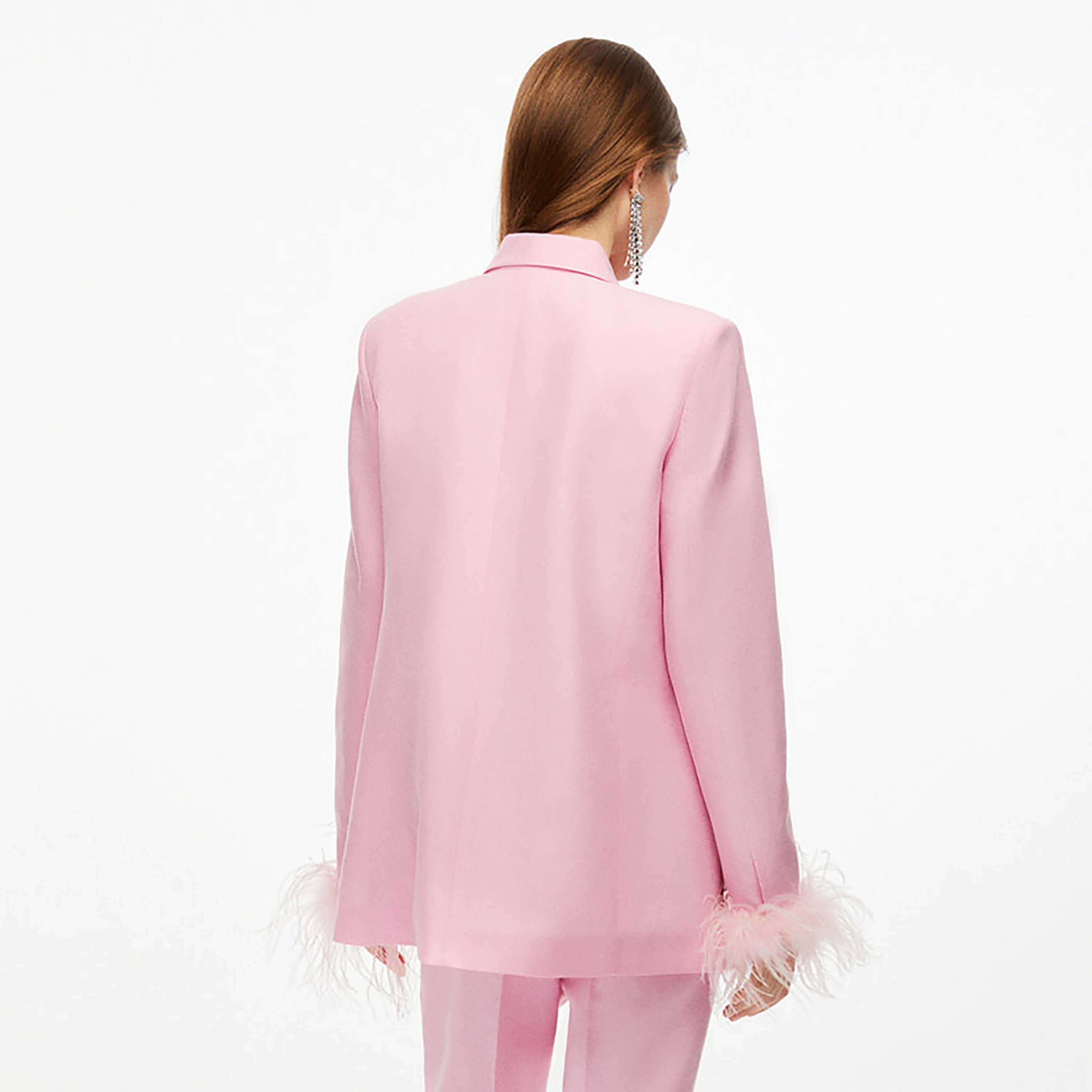 بليزر نسائي وردي بصف واحد من الصدر من نوكترن-women-clothing-coatsandjackets-blazers-image-3