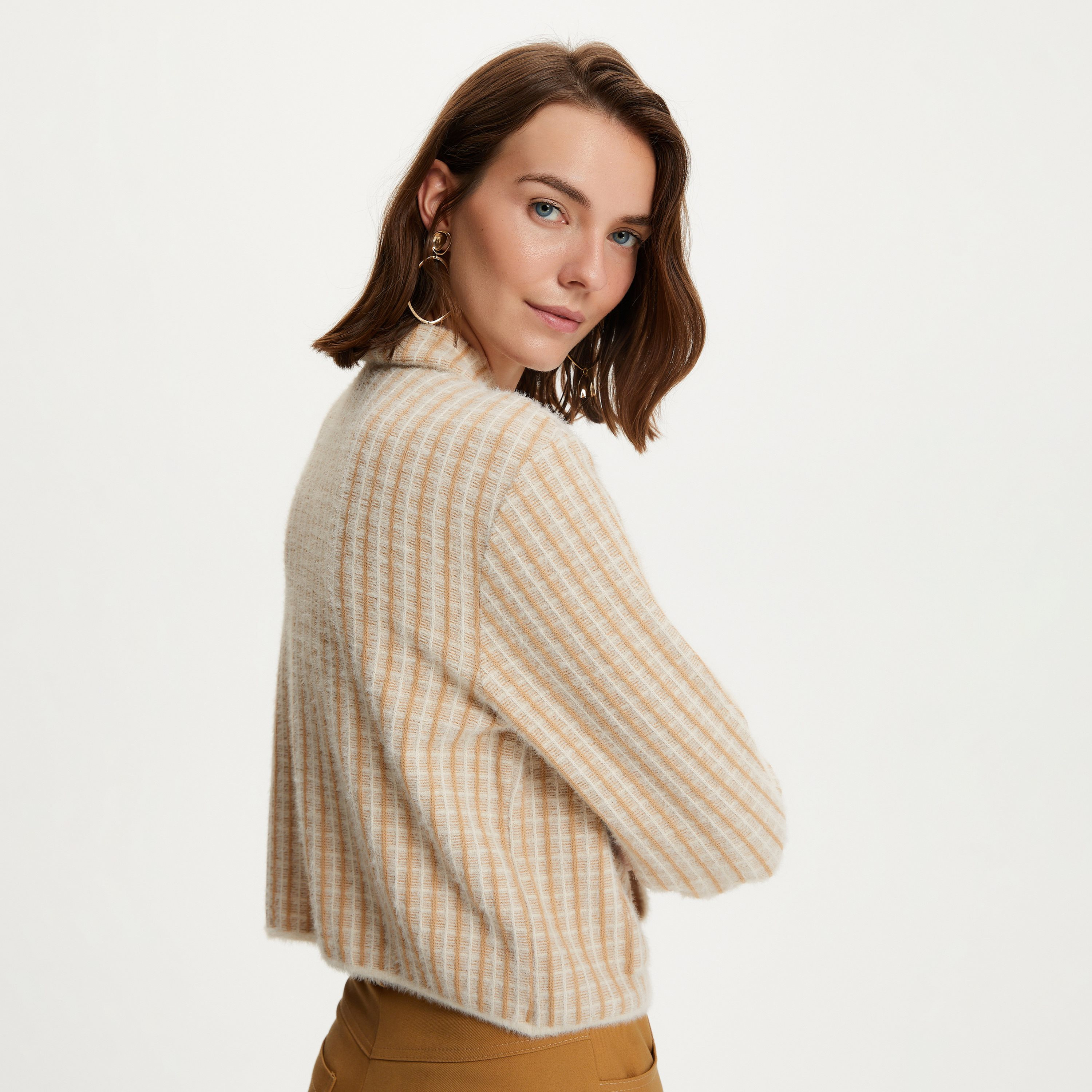 Nocturne Checked Collared Beige Women's Cardigan-women-winterwear-cardigansandjumpers-cardigans-image-2
