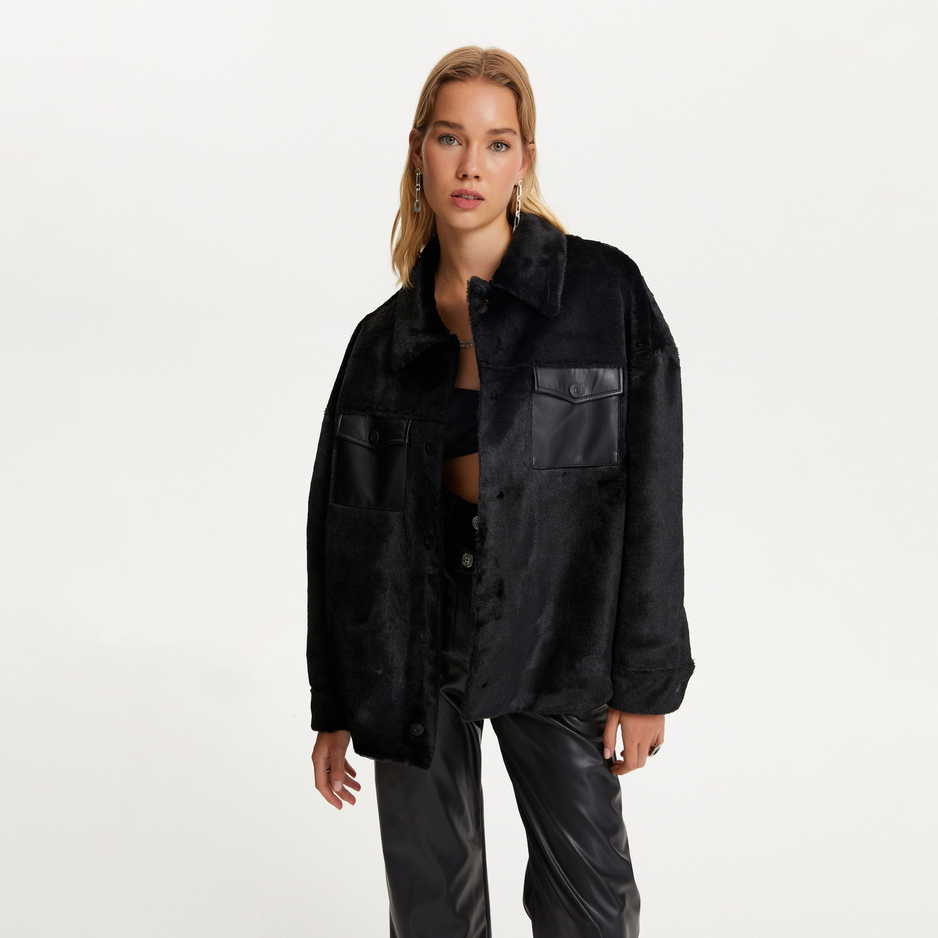 Nocturne Fleece Spread Collar Black Women's Jacket-women-winterwear-coatsandjackets-jackets-image-1