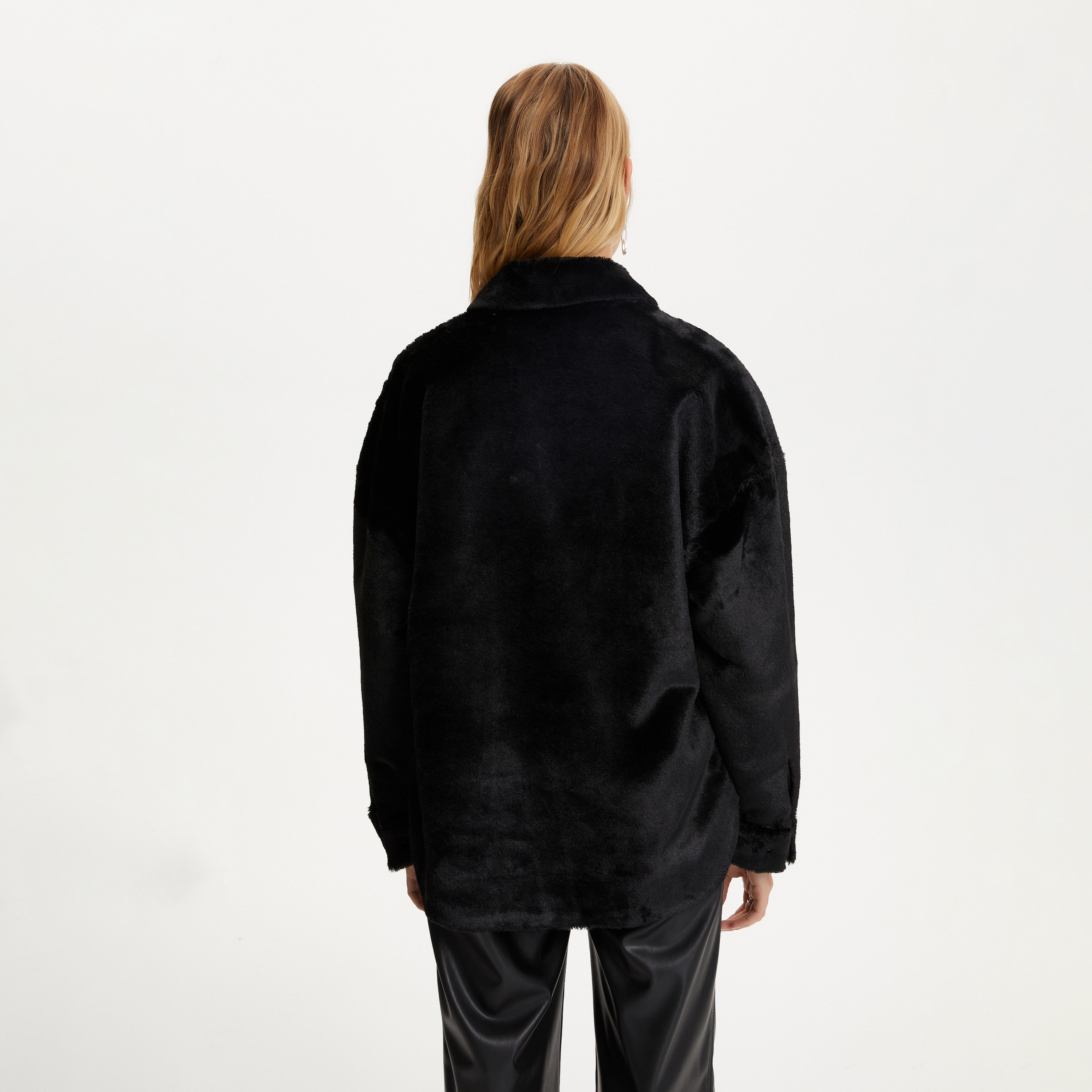 جاكيت نسائي أسود صوف بياقة منسدلة من نوكتيرن-women-winterwear-coatsandjackets-jackets-image-2