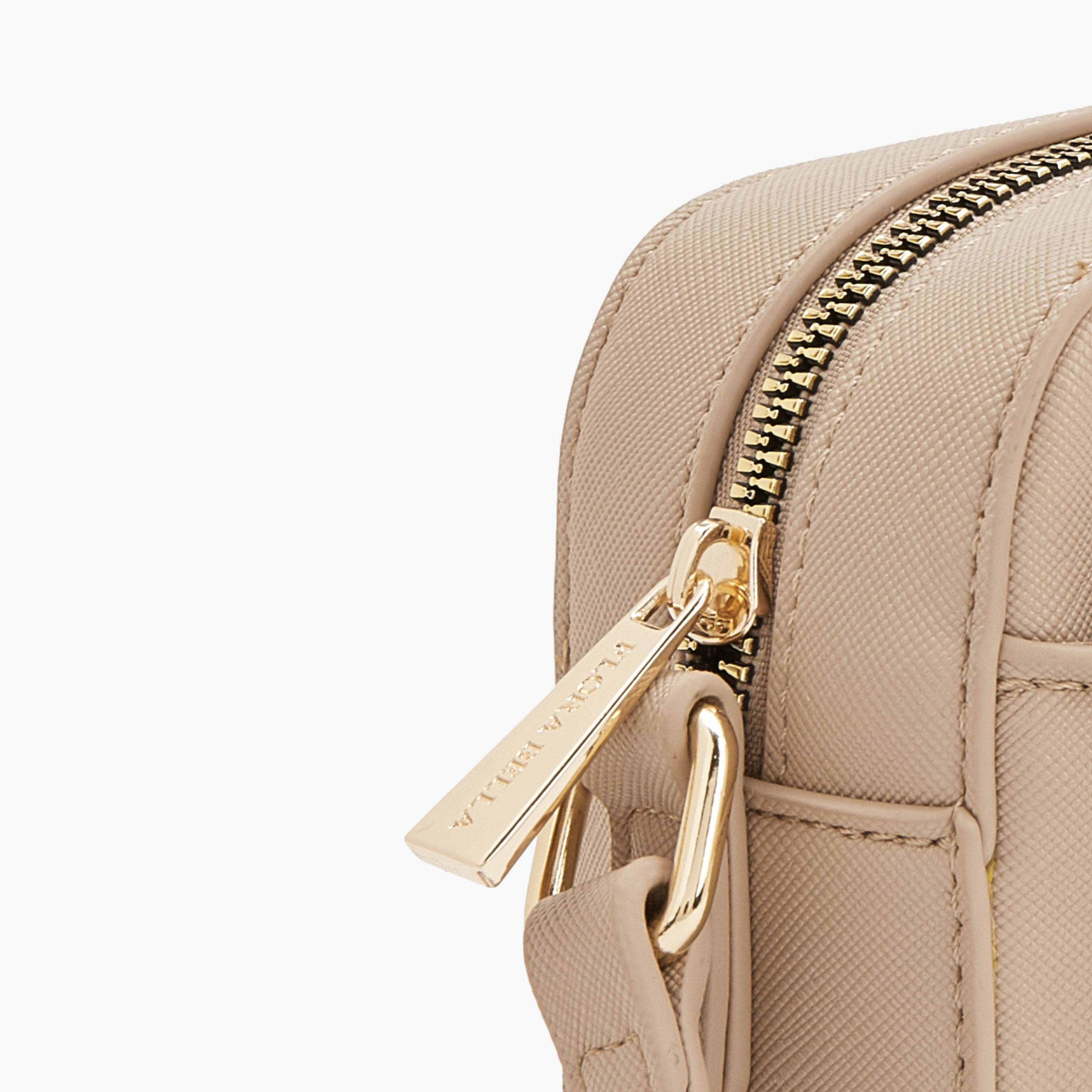 شنطة كروس بودي من فلورا بيلا بحزام قابل للتعديل-women-bagsandwallets-handbags-image-4