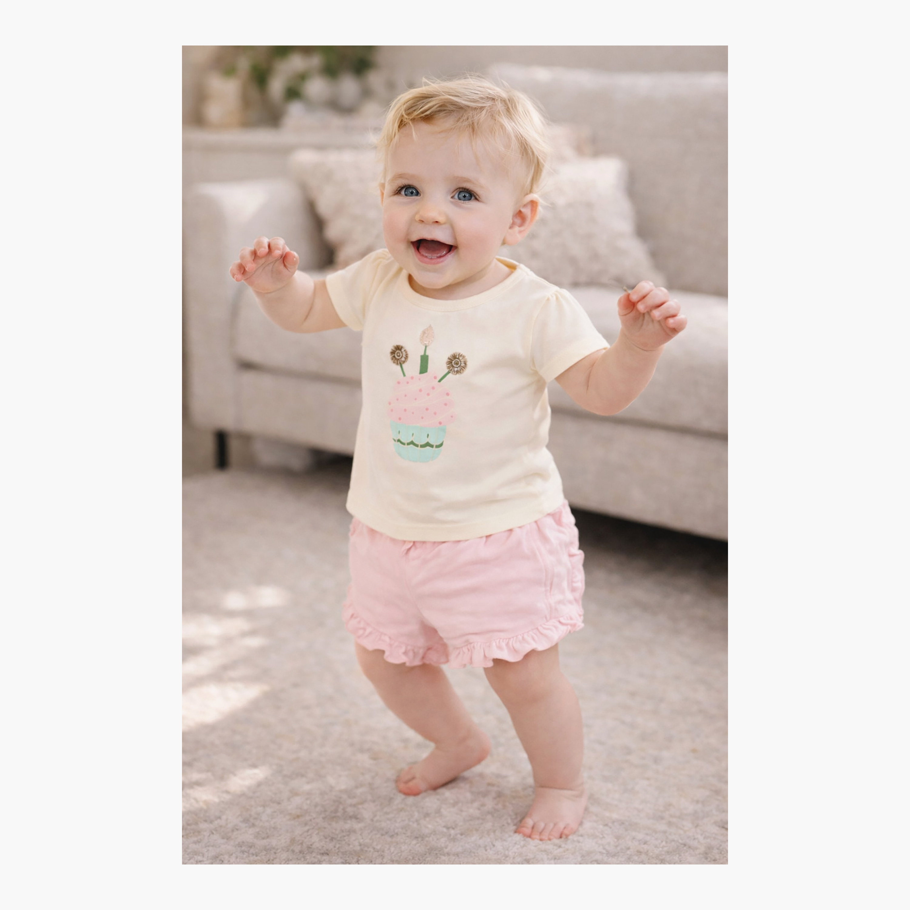 طقم بلوزة بكشكشة وشورت من قماش الوافل بنقشة "Sunny Meadow" من ديركجي-girls-clothing-setsandcoords-image-6