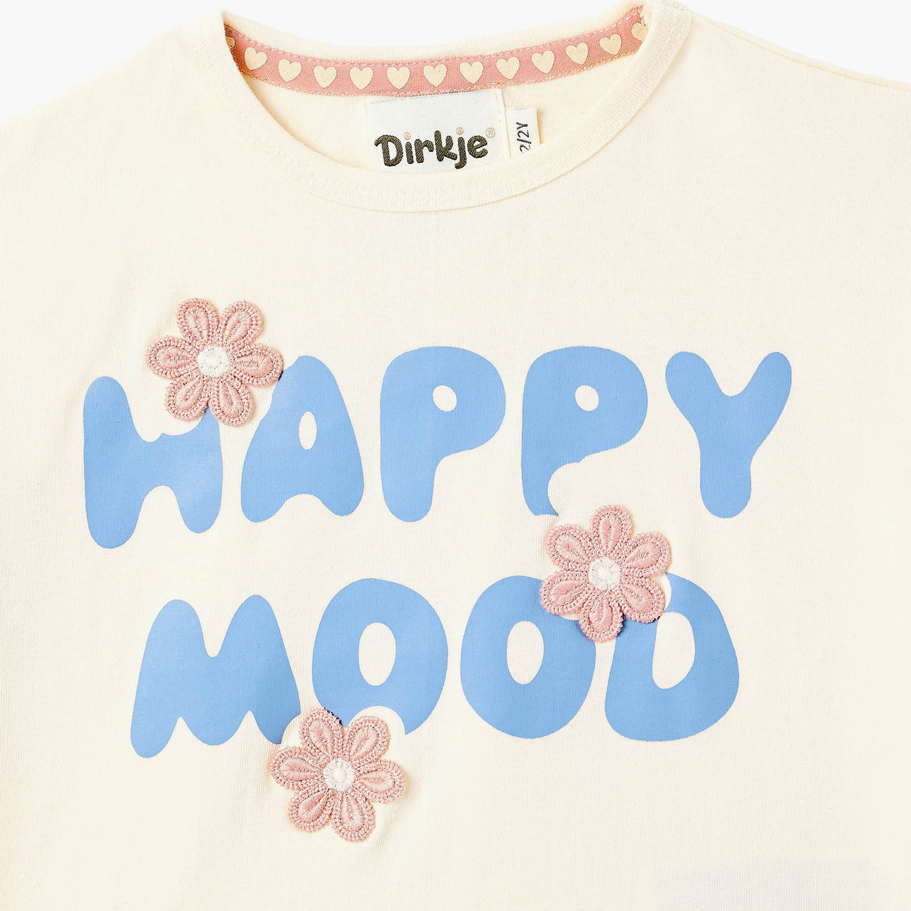 طقم بلوزة "Happy Mood" بتفاصيل كشكشة وطبعة دعسوقة مع شورت من ديركجي-girls-clothing-setsandcoords-image-7
