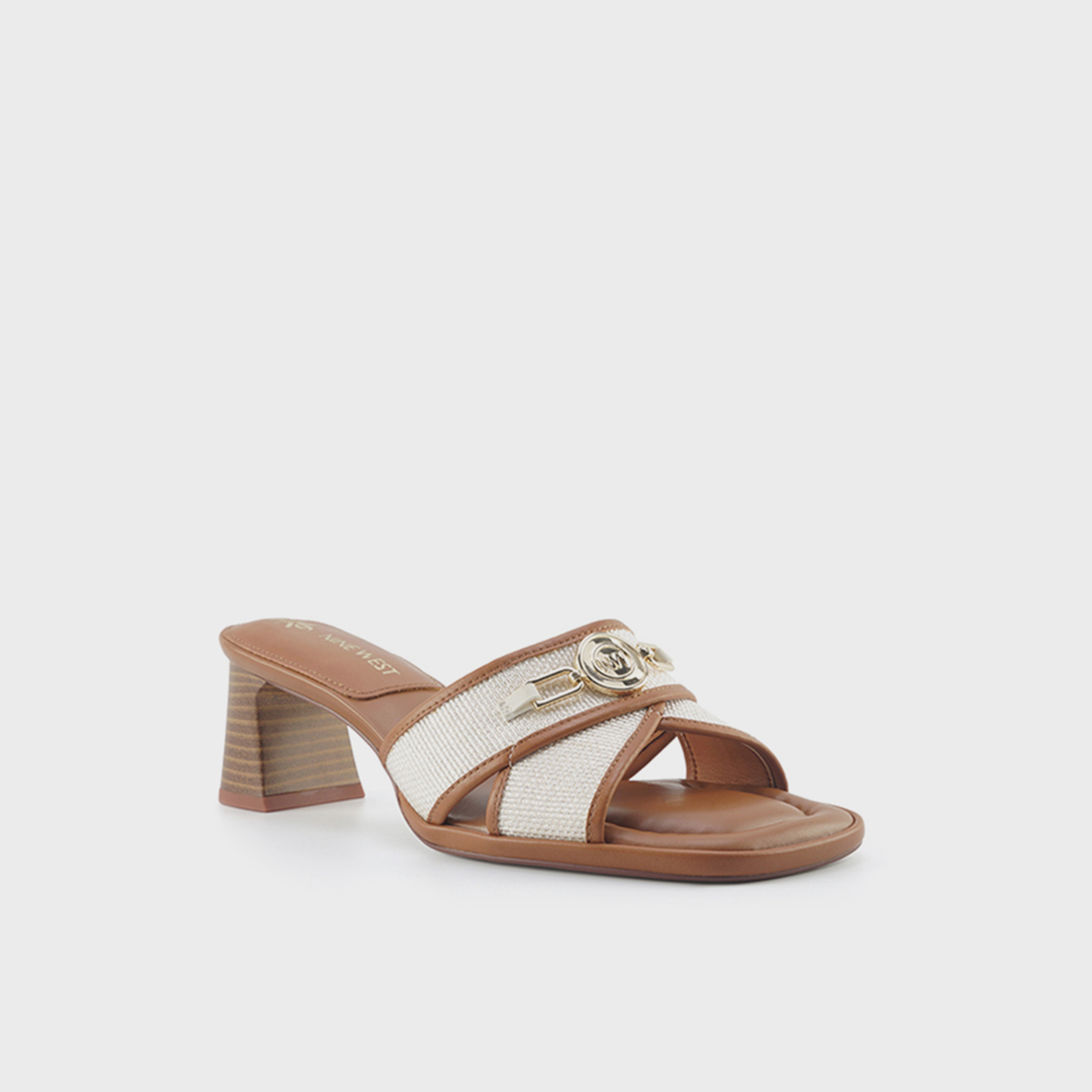 ناين ويست - صندل نسائي سهل الارتداء | NADRILA3-6FX-women-shoes-sandals-heeled-image-1