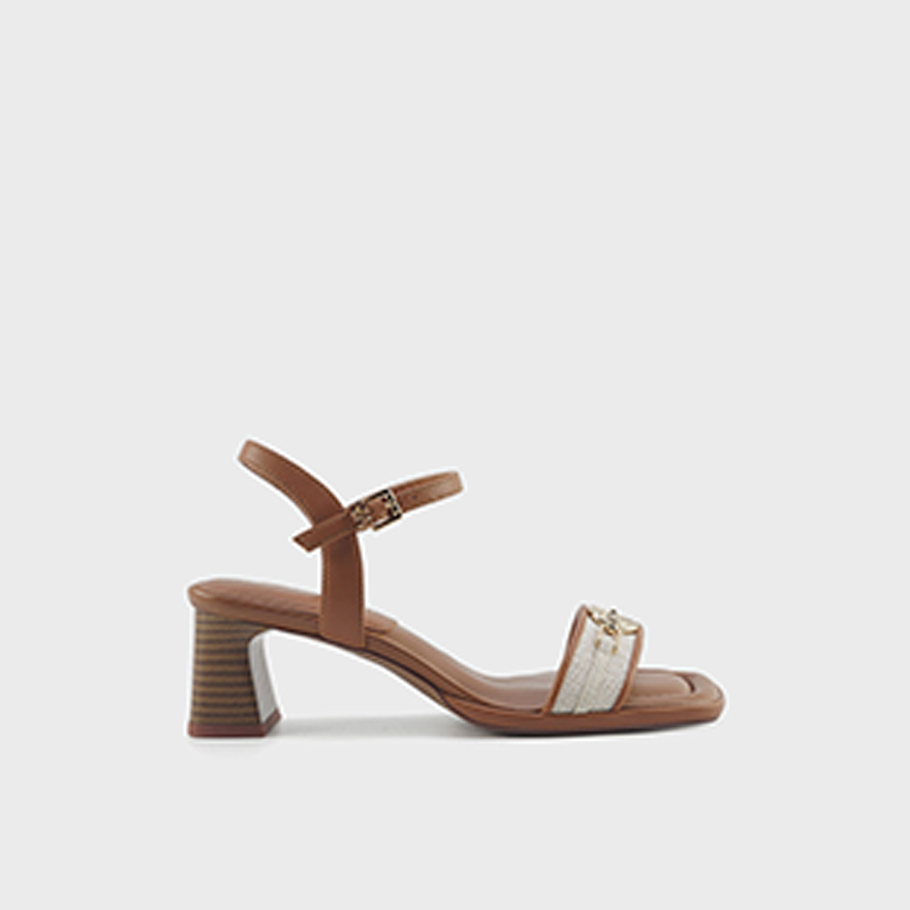 ناين ويست - صندل نسائي بإبزيم وحزام عريض | NADRINN-6FX-women-shoes-sandals-heeled-image-10