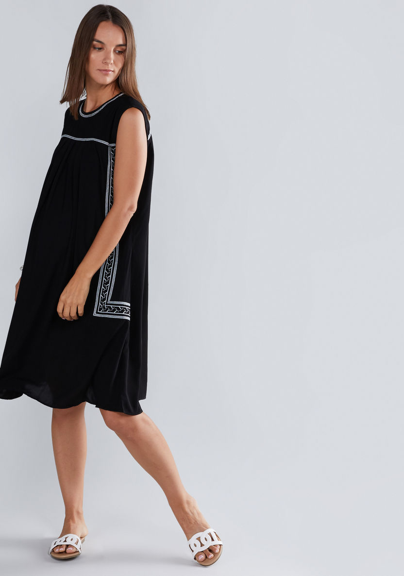 House of Napius Maternity Embroidered Sleeveless Dress with Round Neck-Twinning-image-0